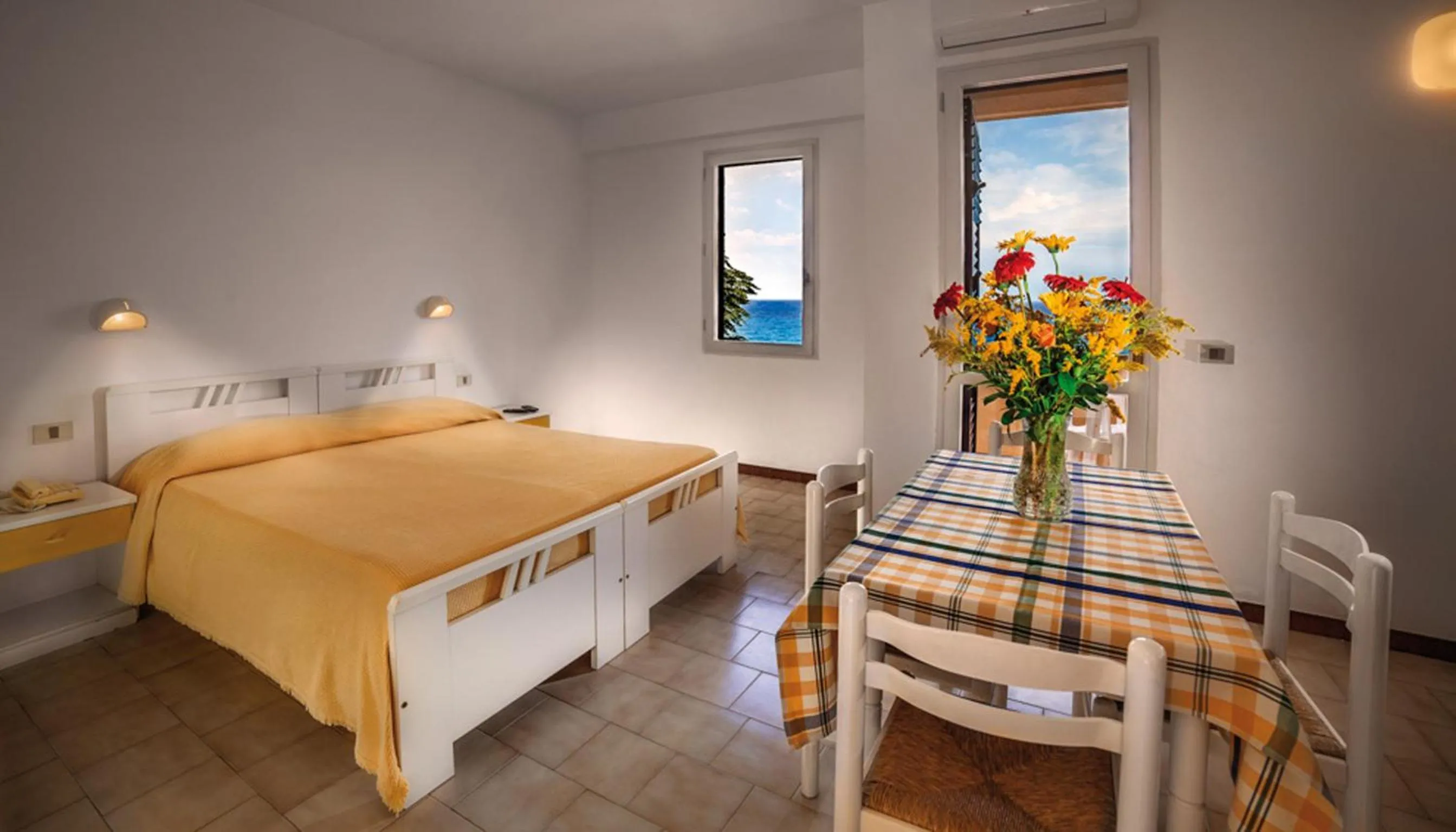 Day, Bed in Baia Calavà Hotel e Residence