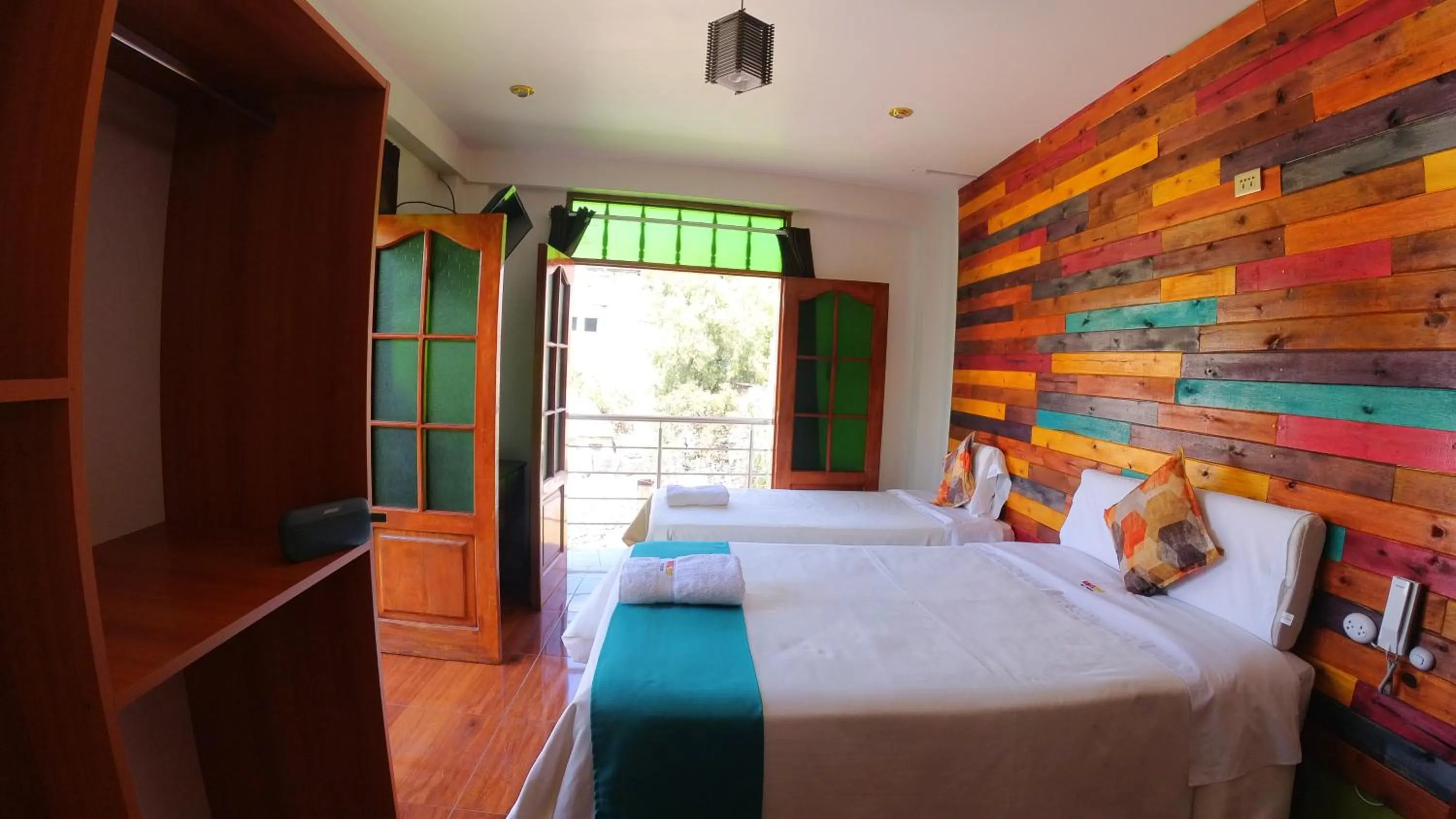 Photo of the whole room, Bed in Sumaq Wari Hotel