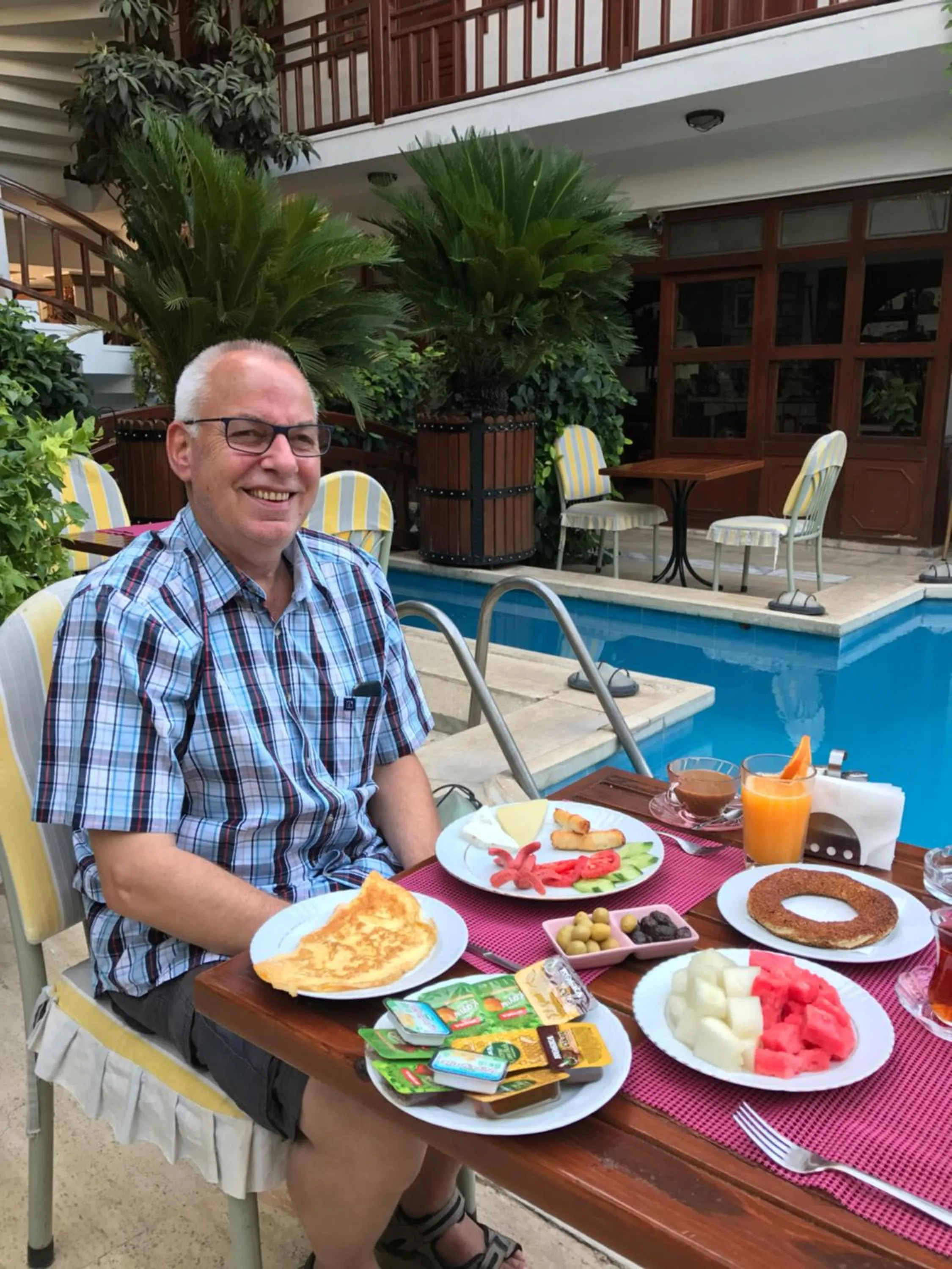 Breakfast in Hotel Karyatit Kaleici