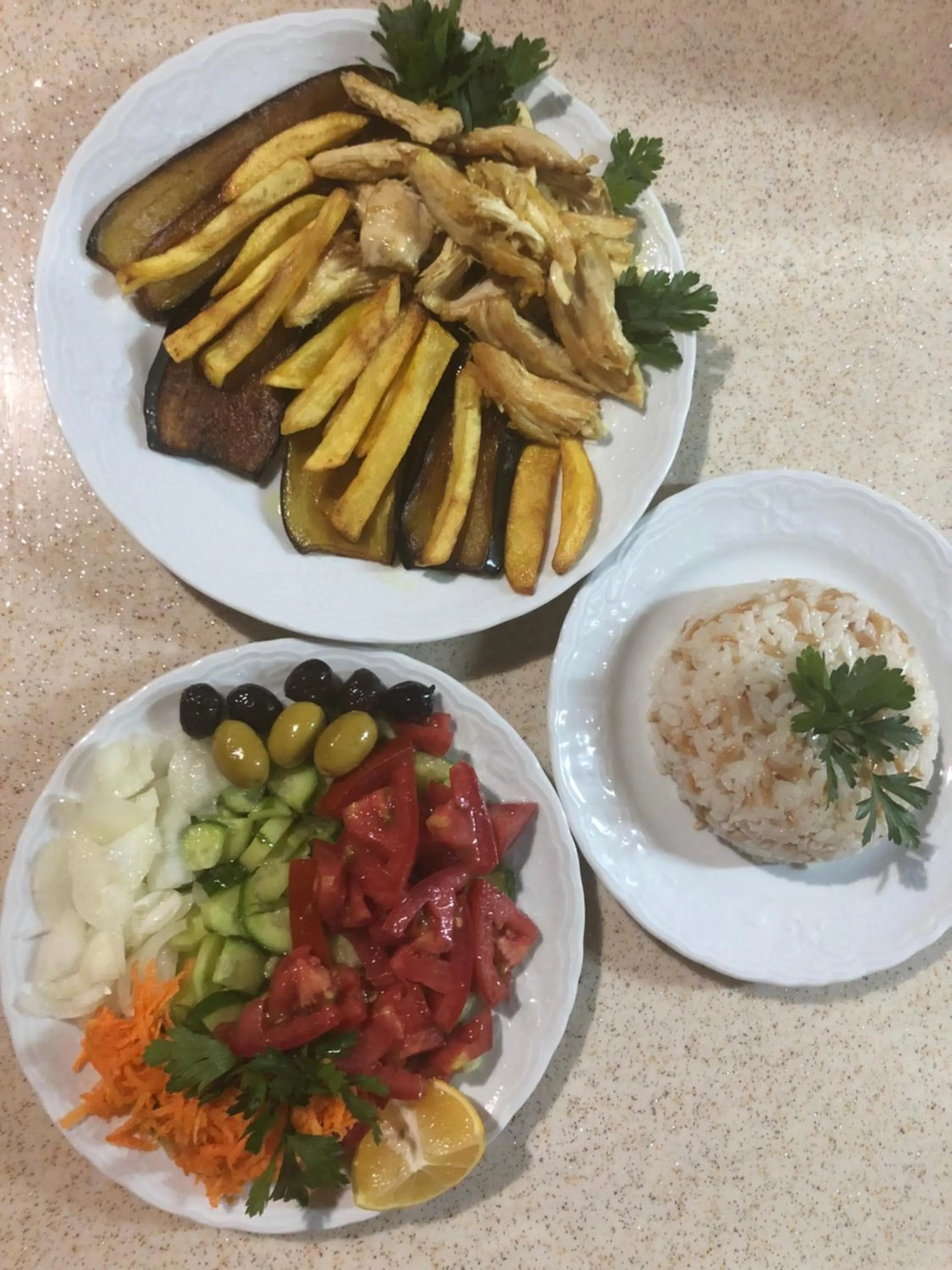 Restaurant/places to eat in Hotel Karyatit Kaleici