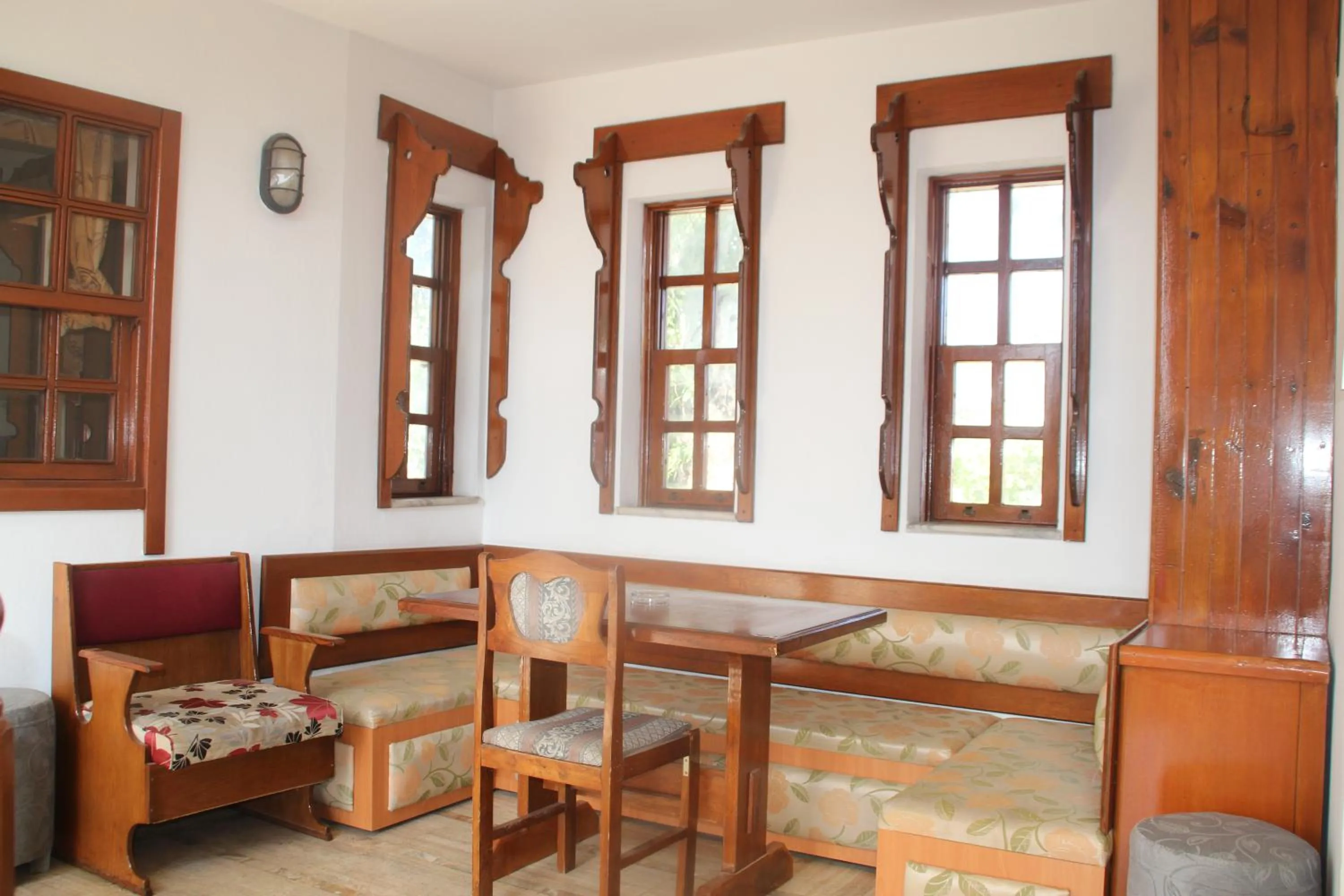 Seating area in Hotel Karyatit Kaleici