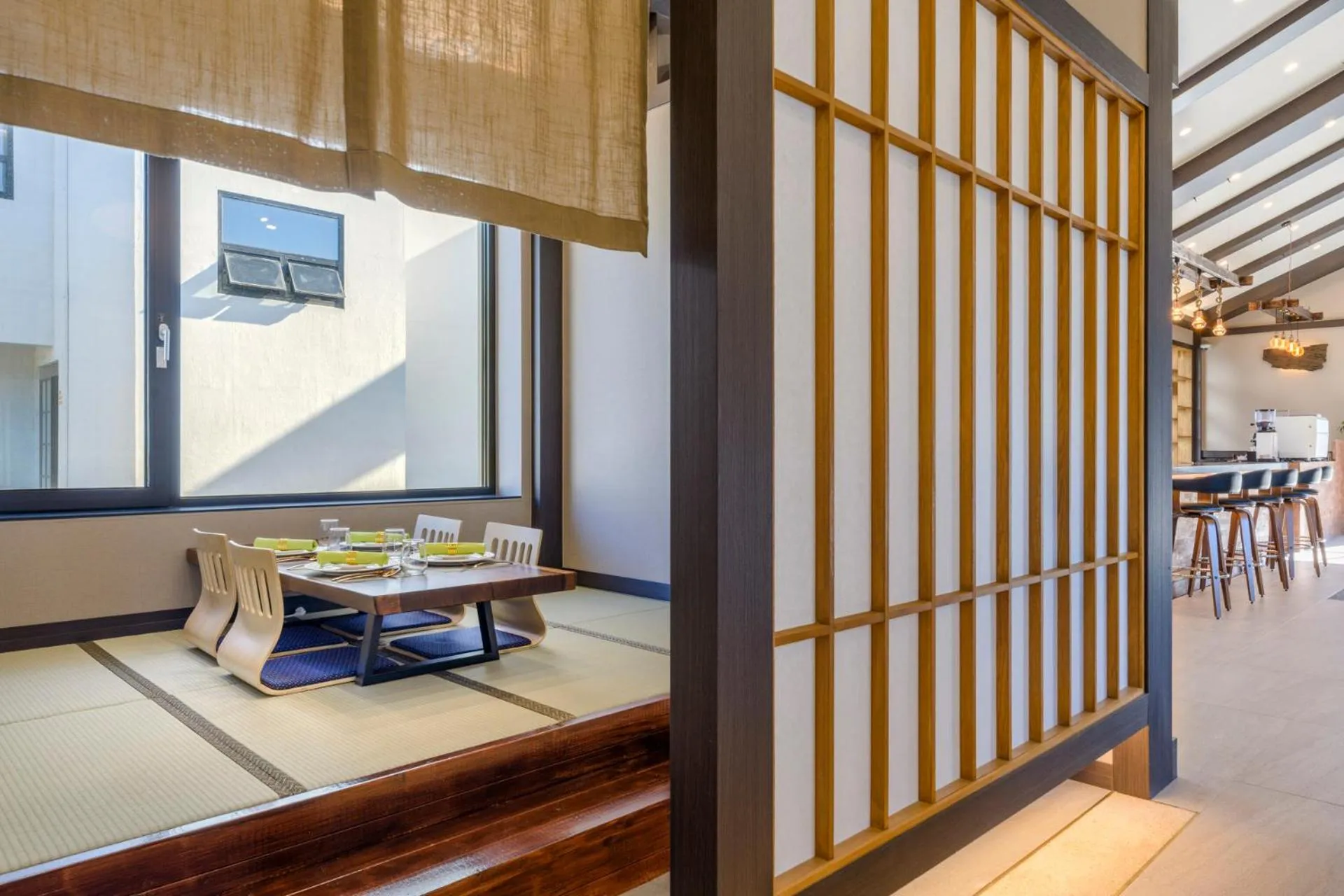 Restaurant/places to eat in Hotel HaruSida