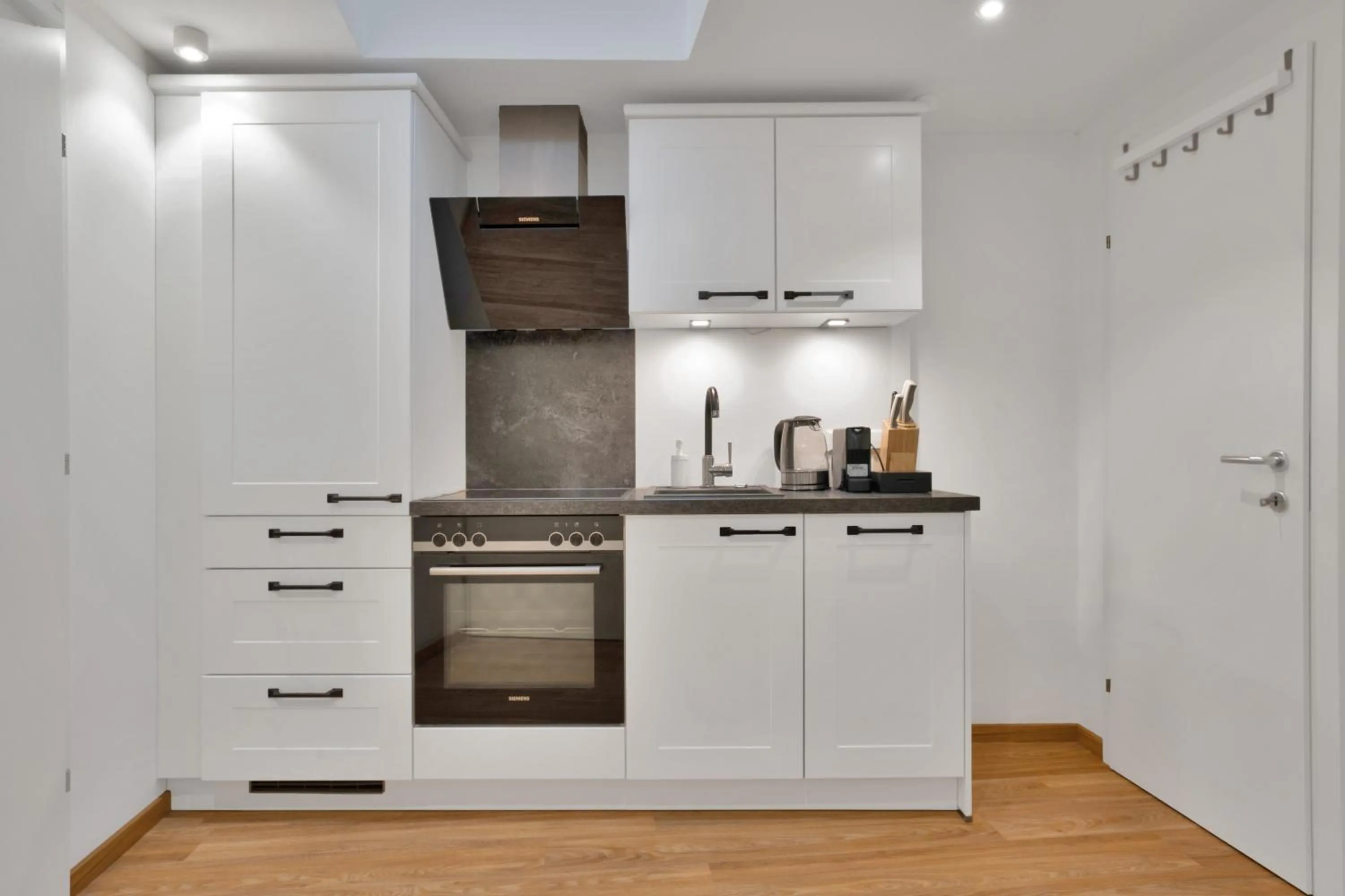 Kitchen or kitchenette in easy-flat Hauptplatz - City Center Apartments with a Kitchen