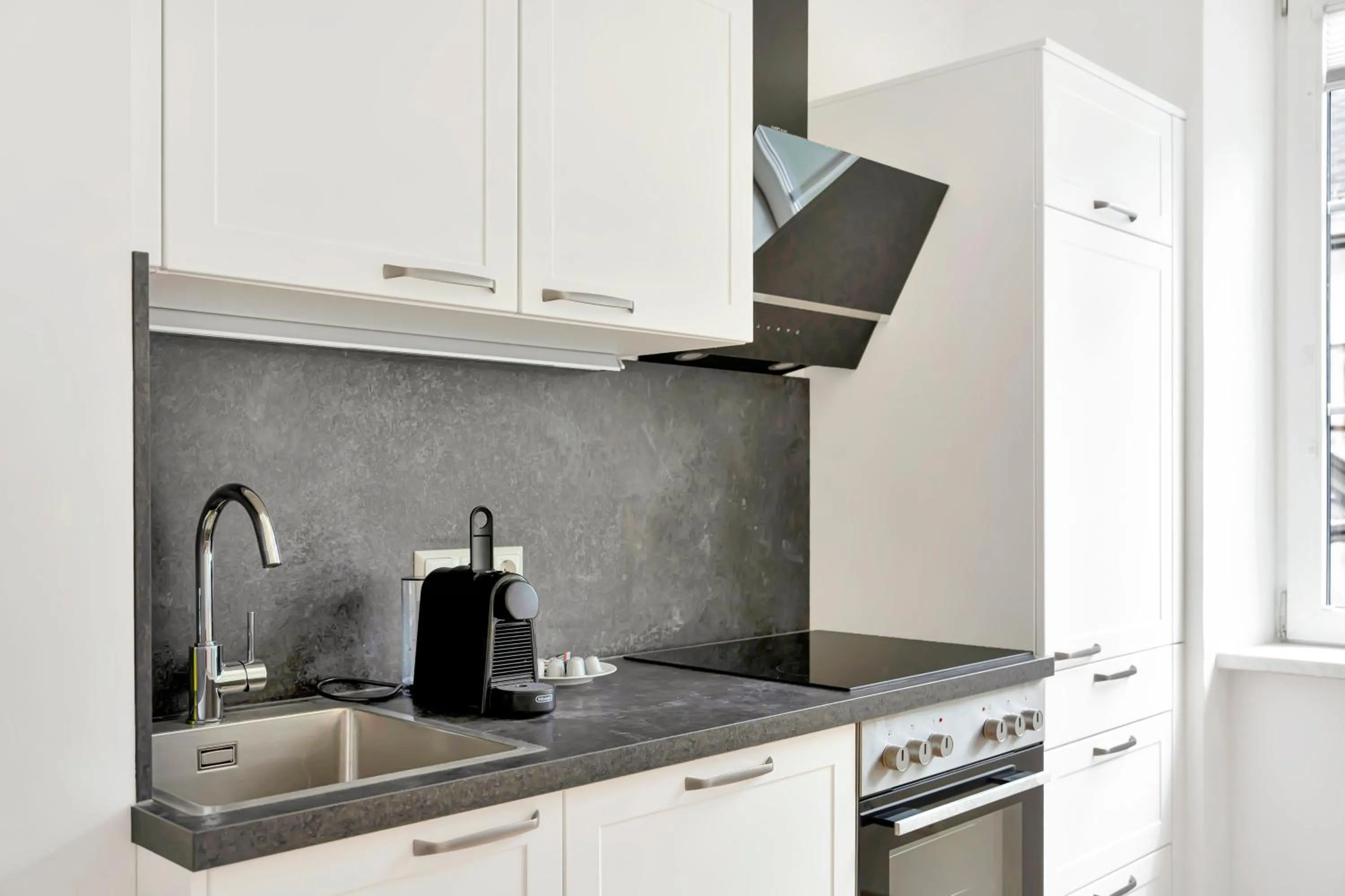 Kitchen or kitchenette in easy-flat Hauptplatz - City Center Apartments with a Kitchen