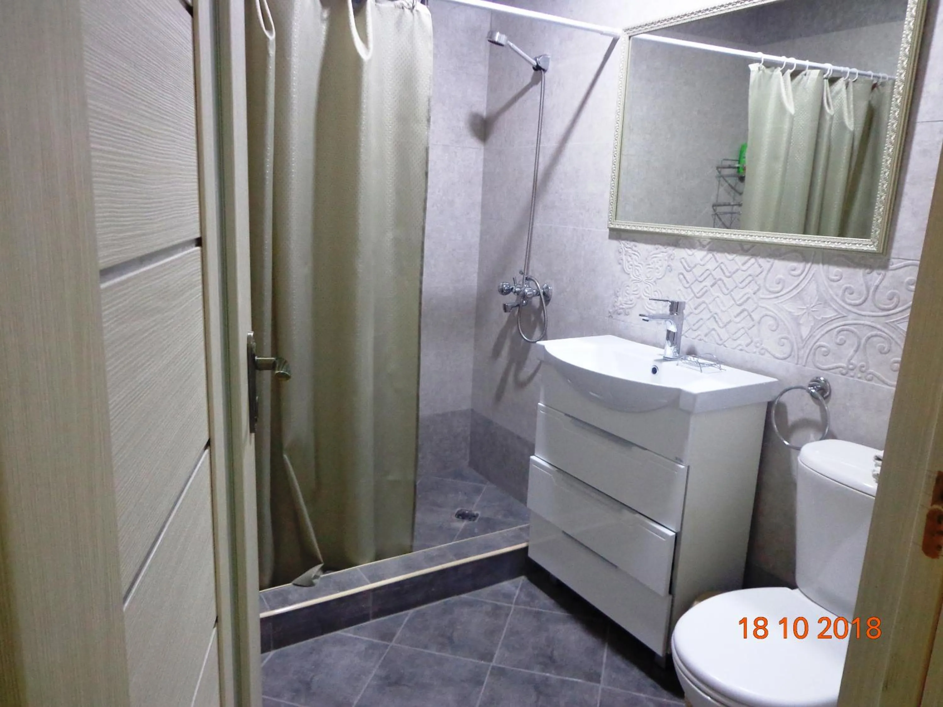 Bathroom in Artson B&B Vagharshapat