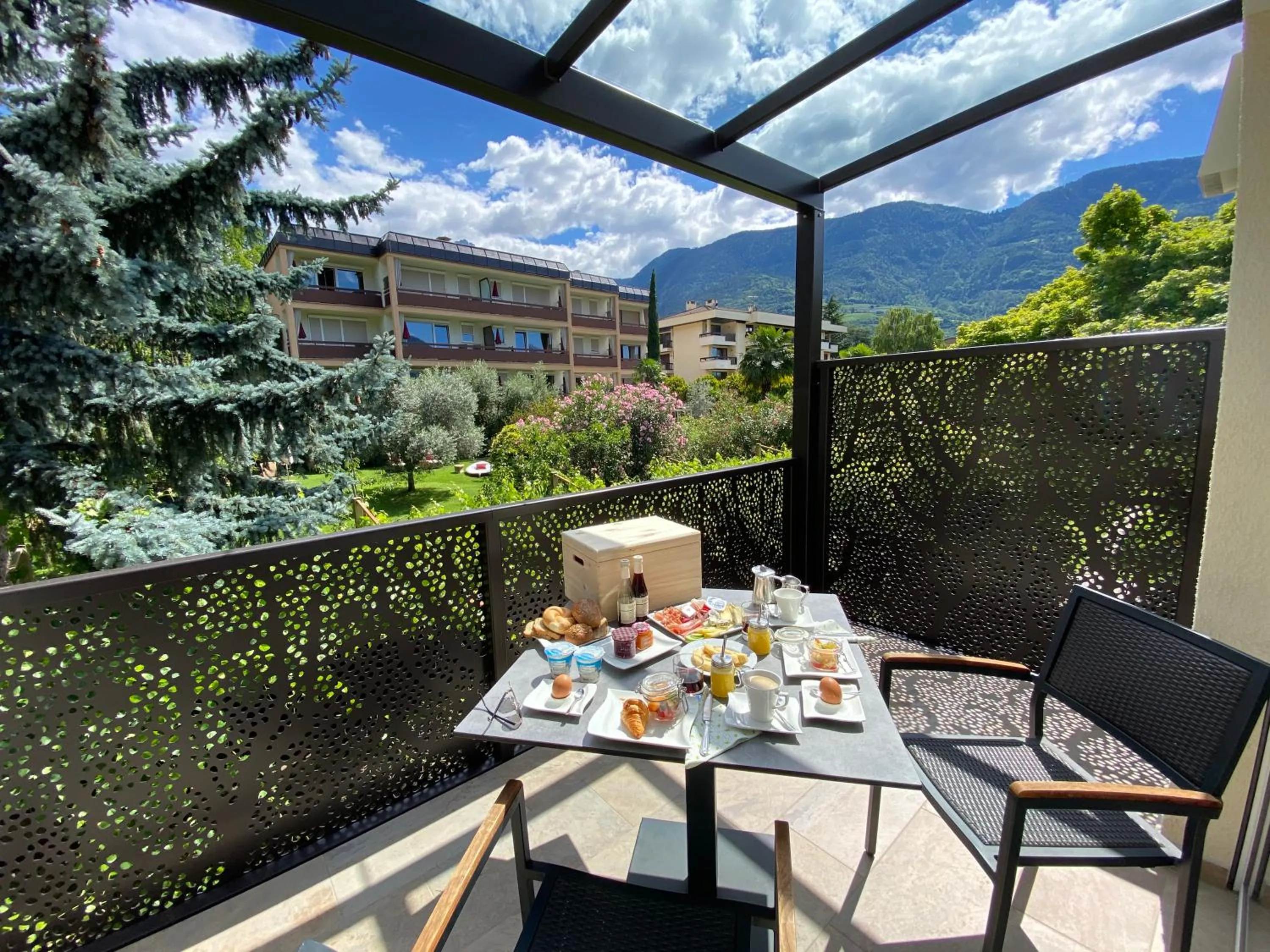 Garden view in Hotel Gartenresidence Zea Curtis