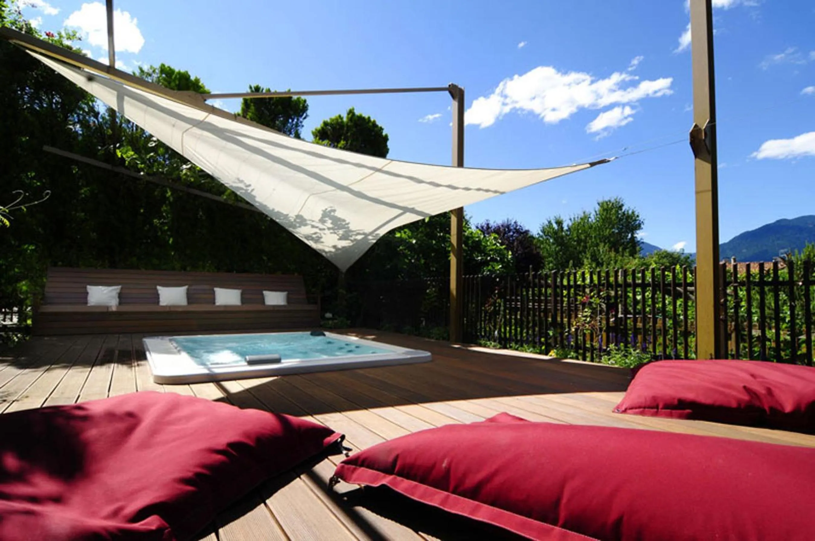 Balcony/Terrace in Hotel Gartenresidence Zea Curtis