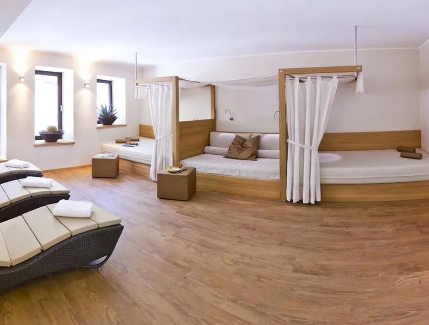 Bed in Hotel Gartenresidence Zea Curtis