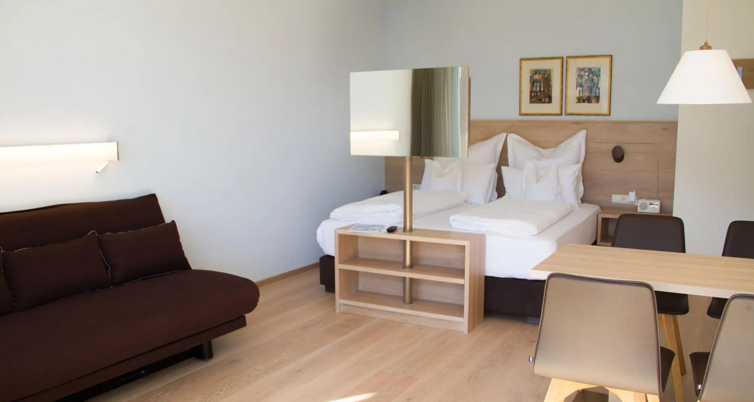 Photo of the whole room, Bed in Hotel Gartenresidence Zea Curtis