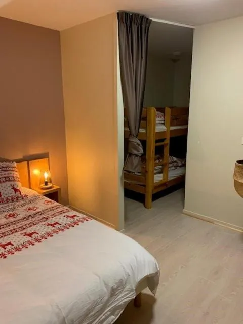 Bed in Le Nivelet Les balcons d'Aix