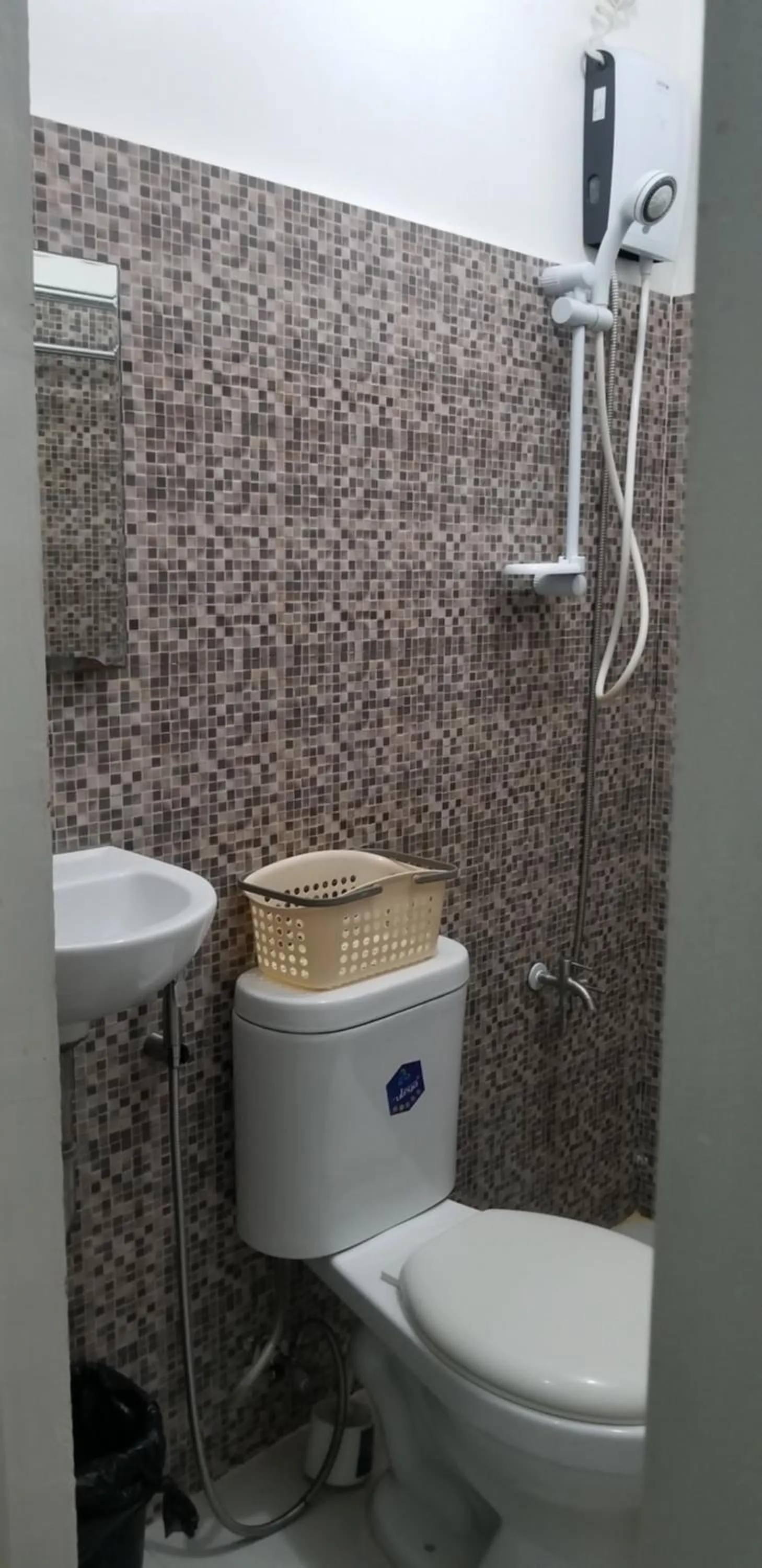 Bathroom in Innsite Room Rentals