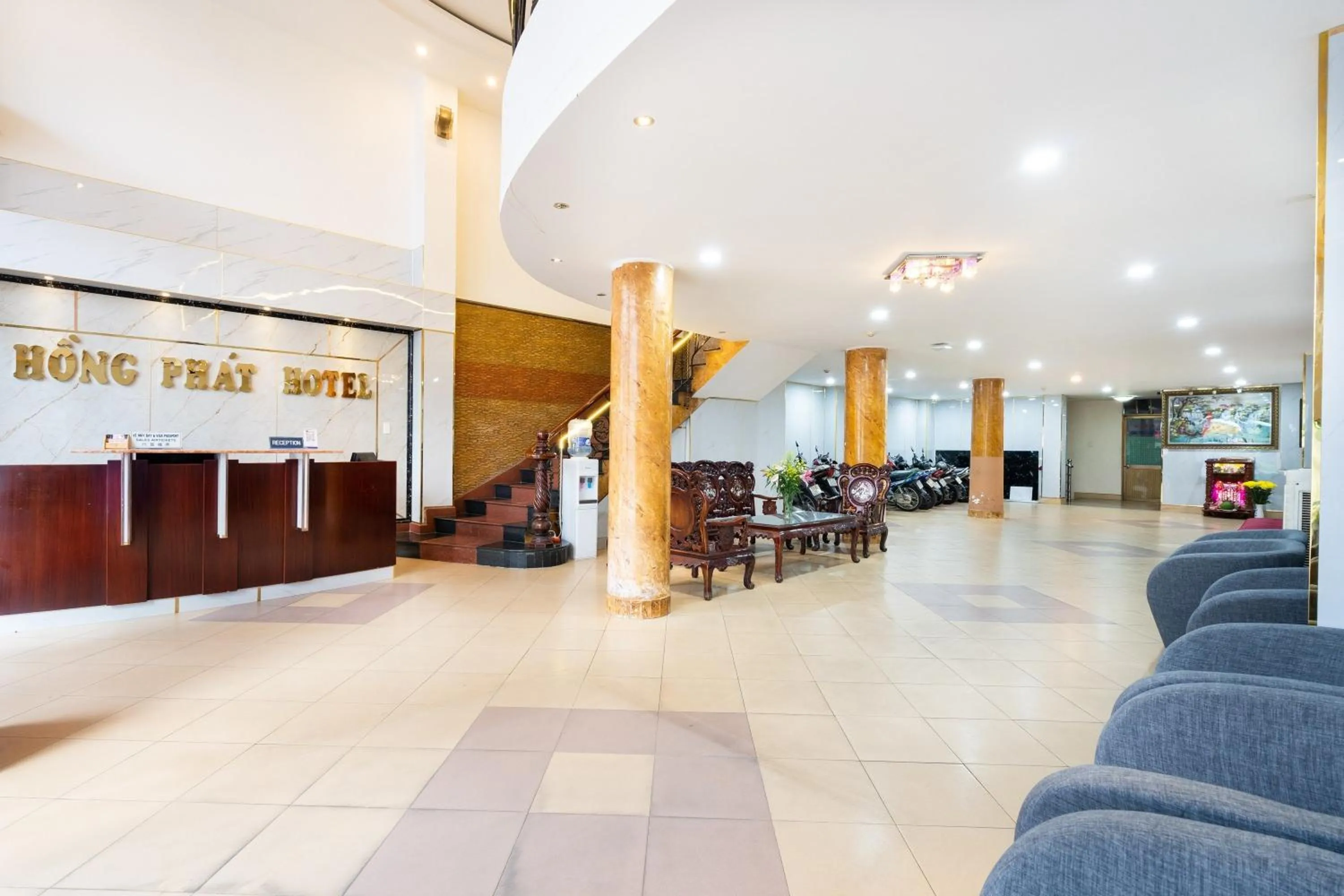 KHÁCH SẠN HỒNG PHÁT