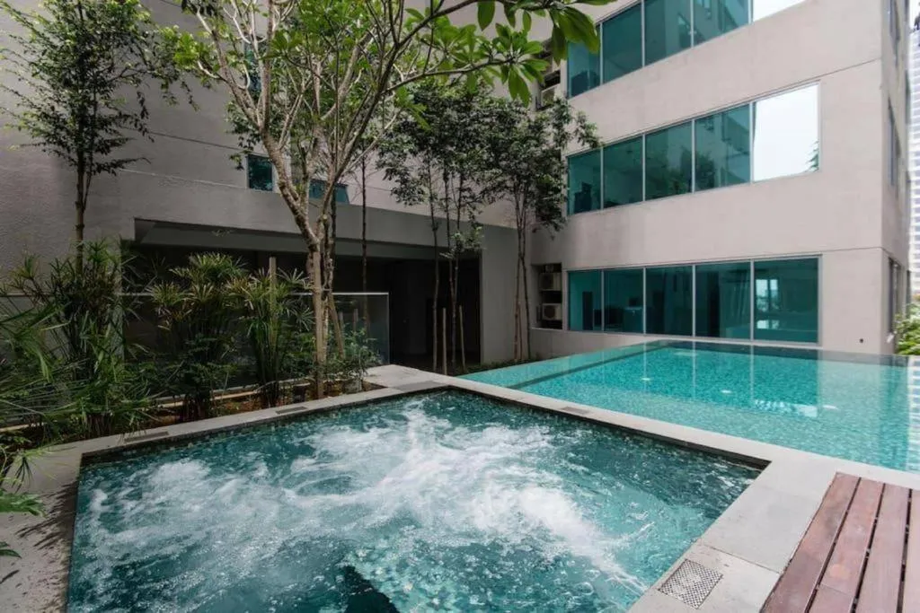 Swimming pool in Summer Suites Apartment @KLCC by Sarah's Lodge