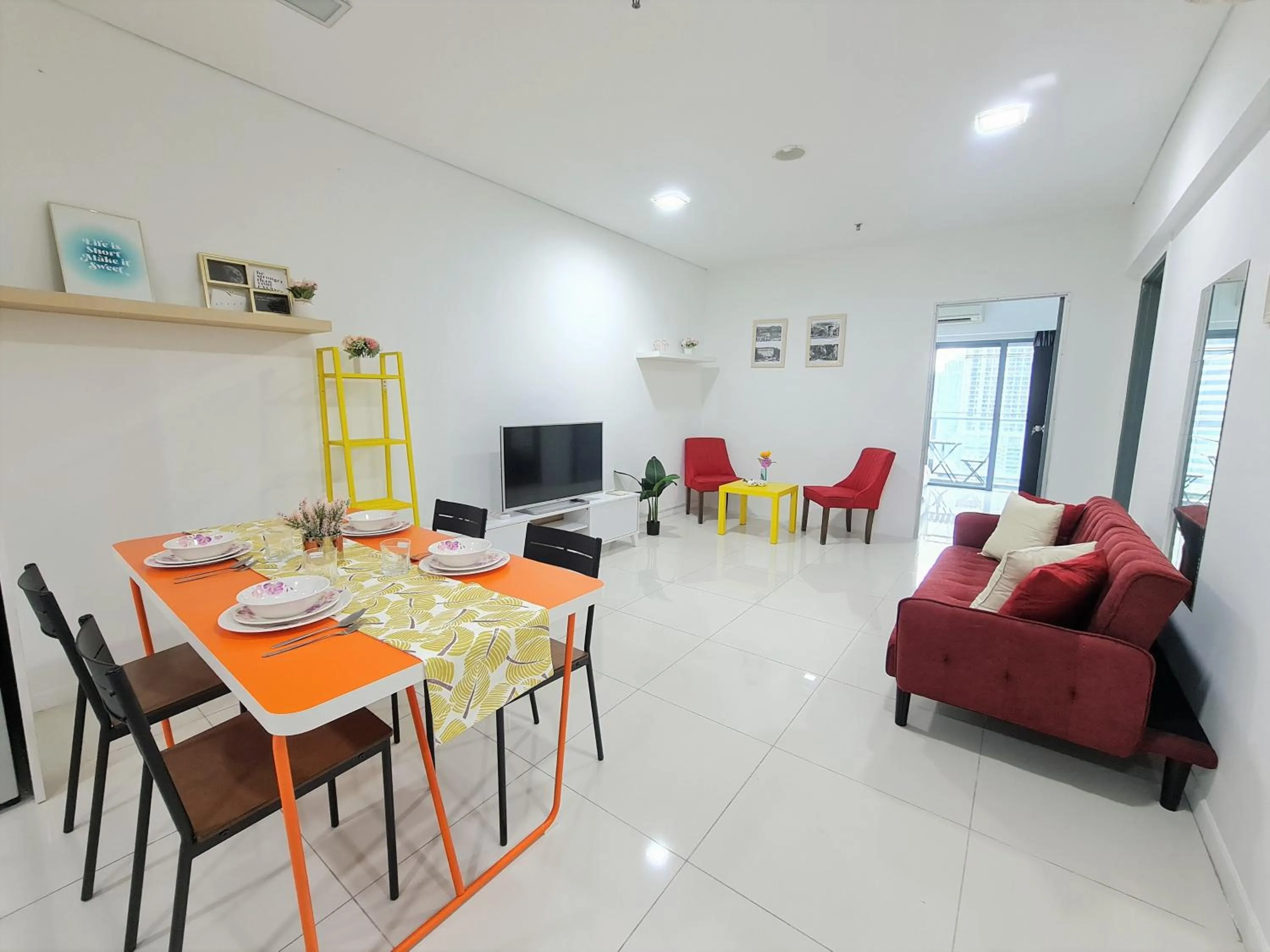 Summer Suites Apartment @KLCC by Sarah's Lodge