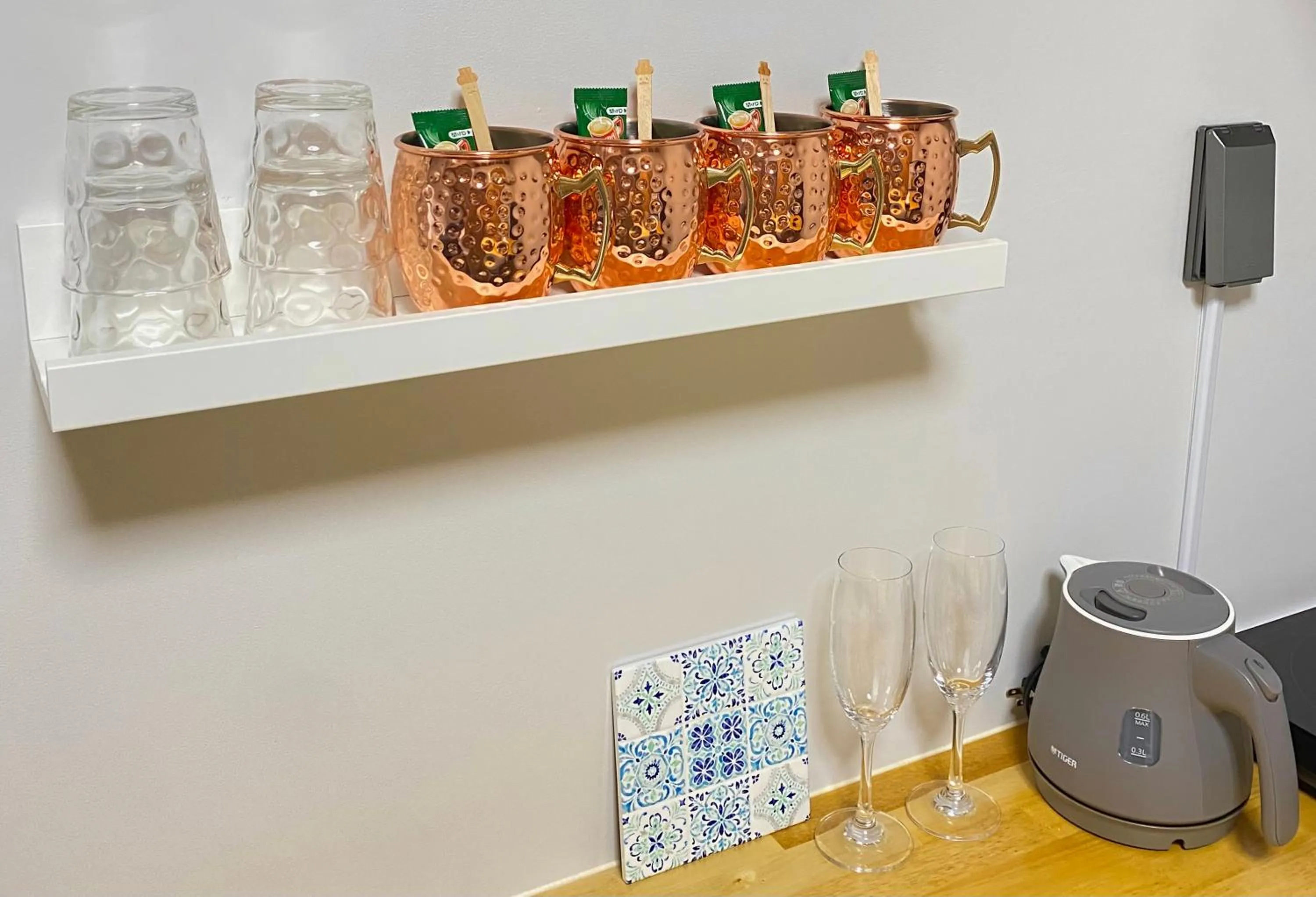 Coffee/tea facilities in Hotel Little Swiss House