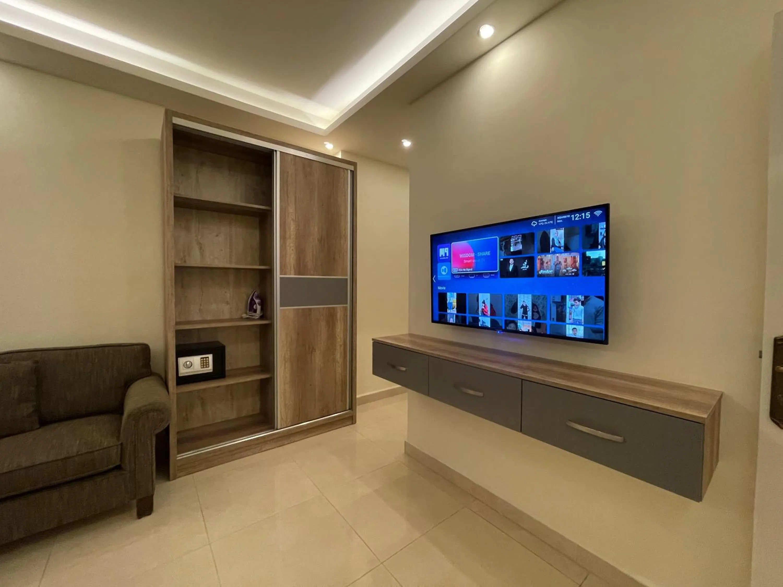 Communal lounge/ TV room in Aster Hotel Aqaba