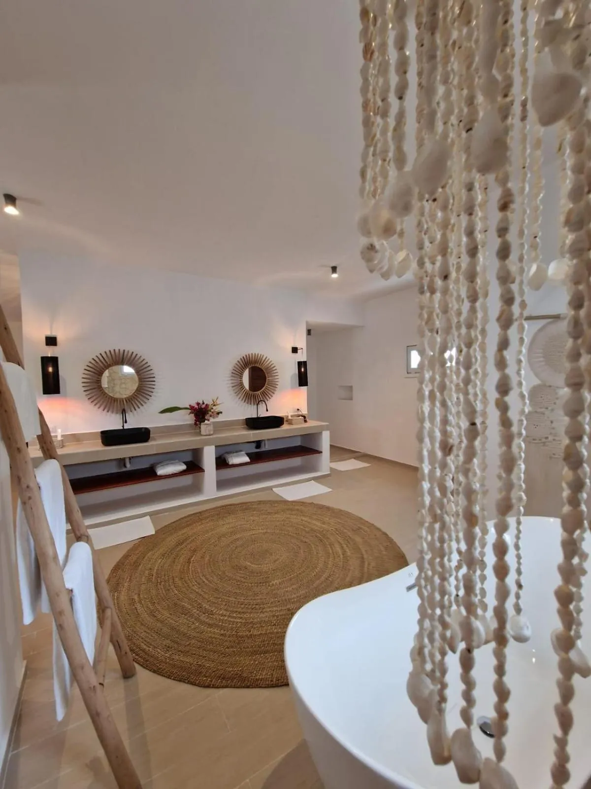 Bathroom in Alma Boutique Hotel