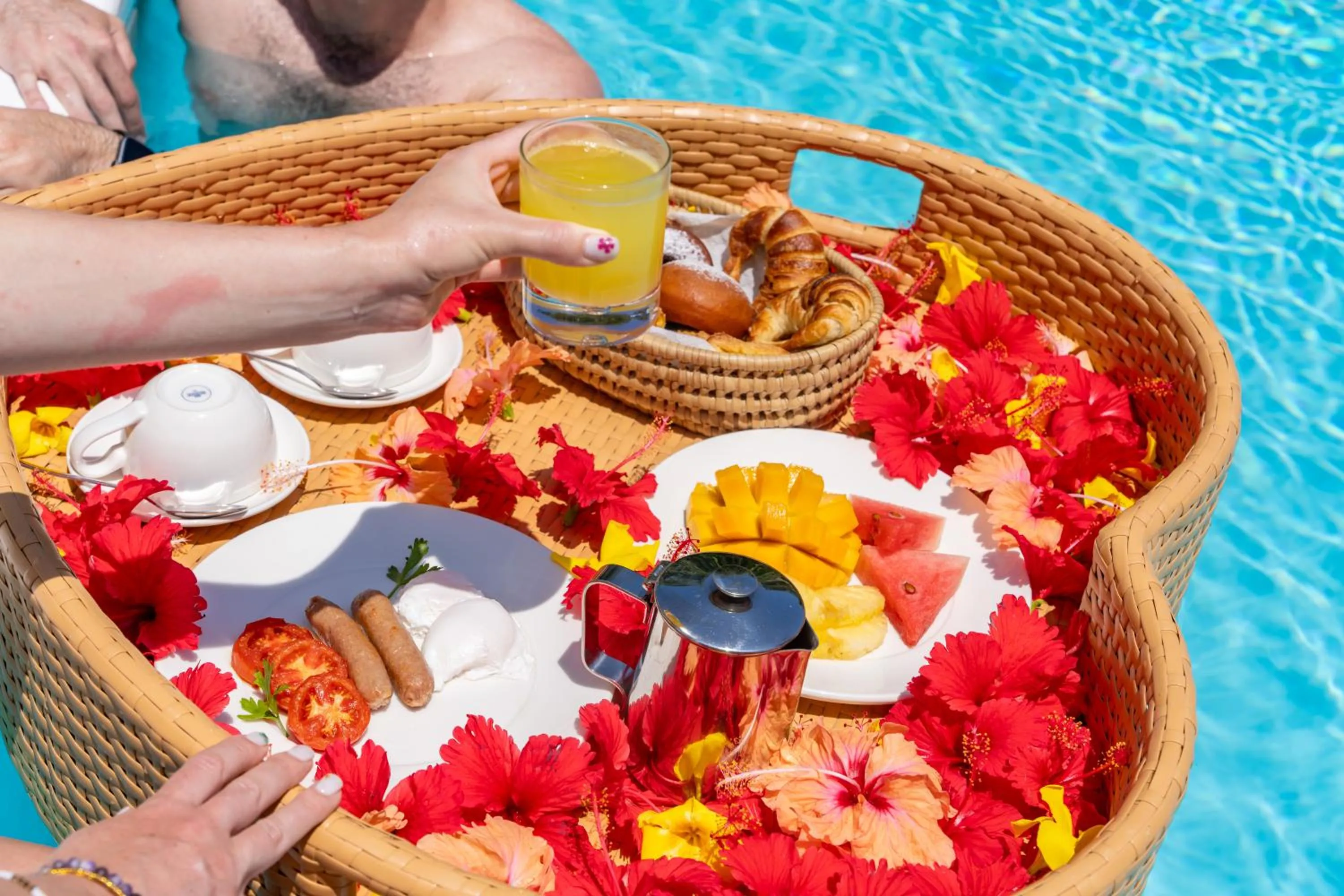 People in Alma Boutique Hotel