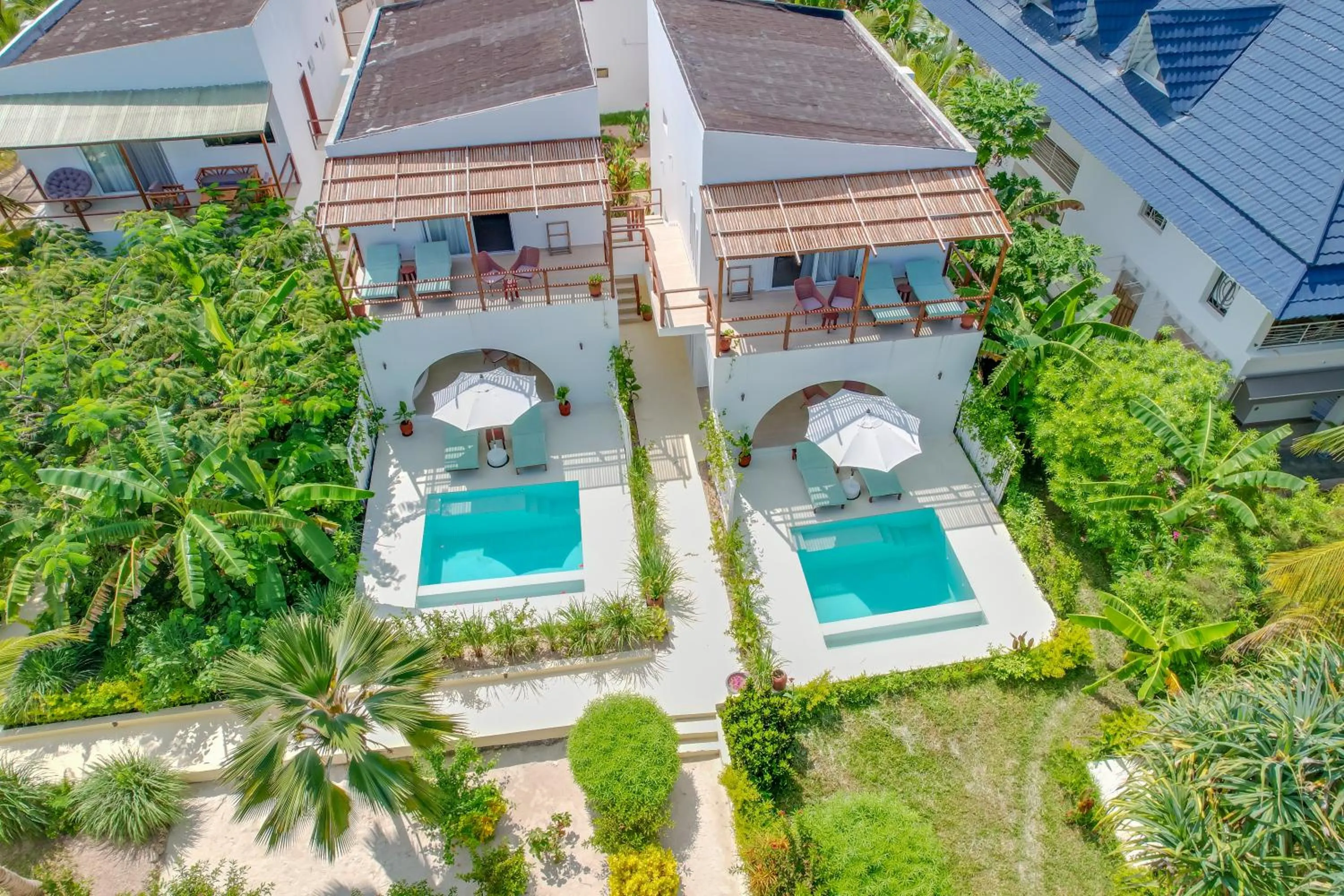 Pool view in Alma Boutique Hotel