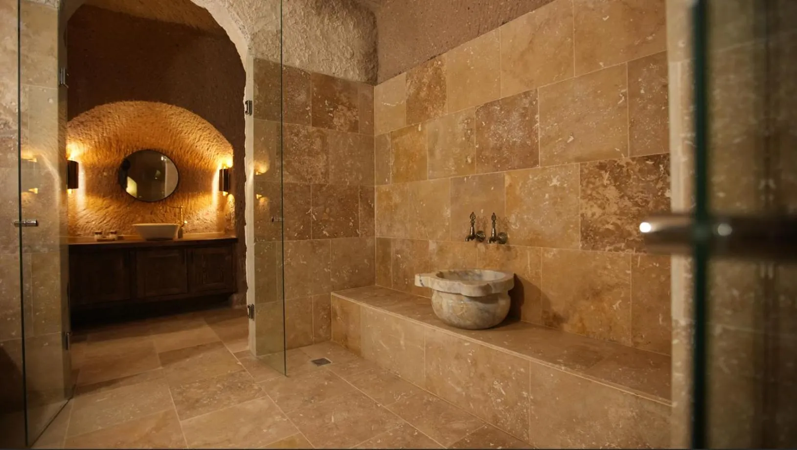 Shower in La Fairy Cappadocia