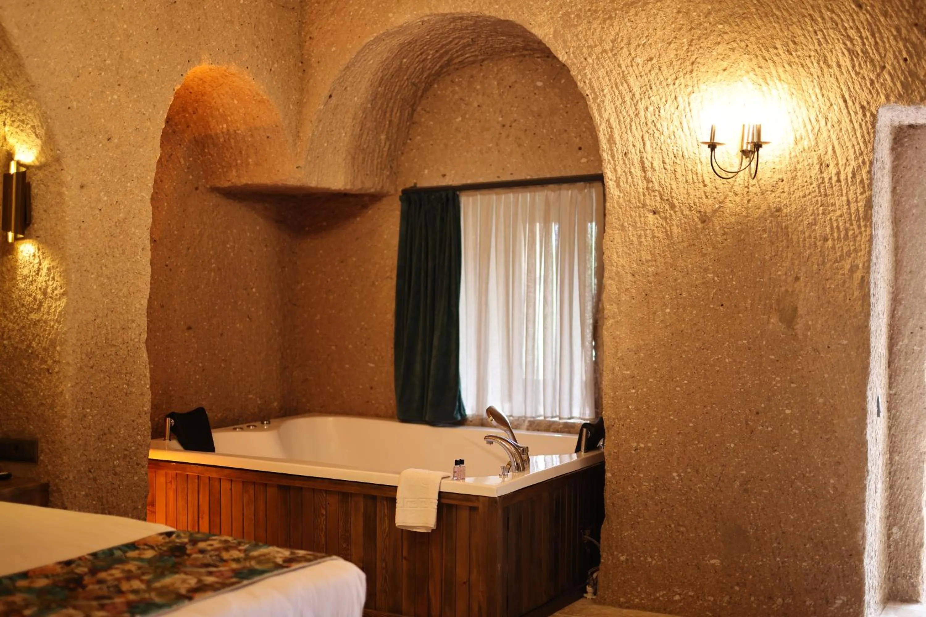 Bathroom, Bed in La Fairy Cappadocia