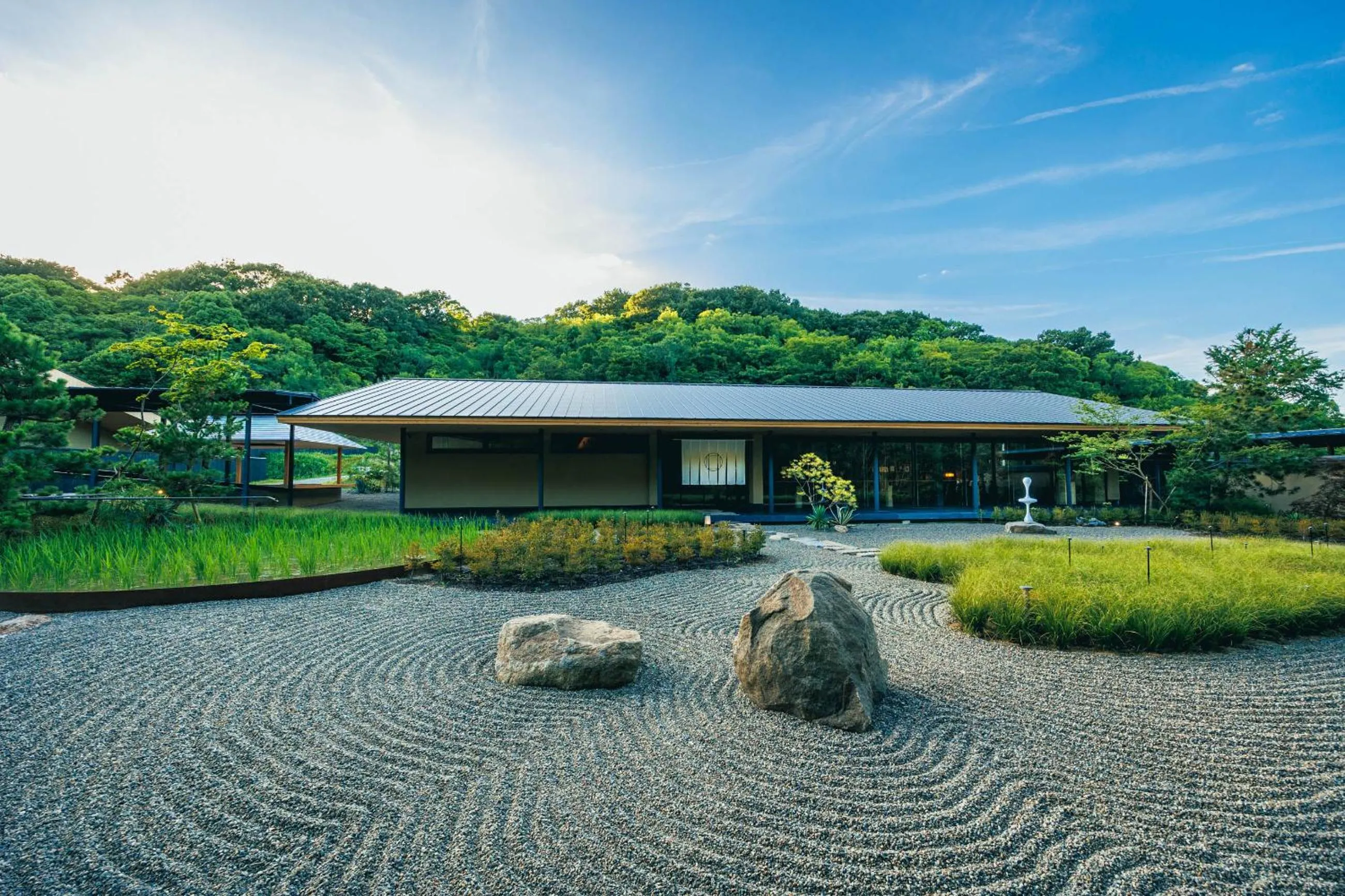 Property building in Naoshima Ryokan Roka