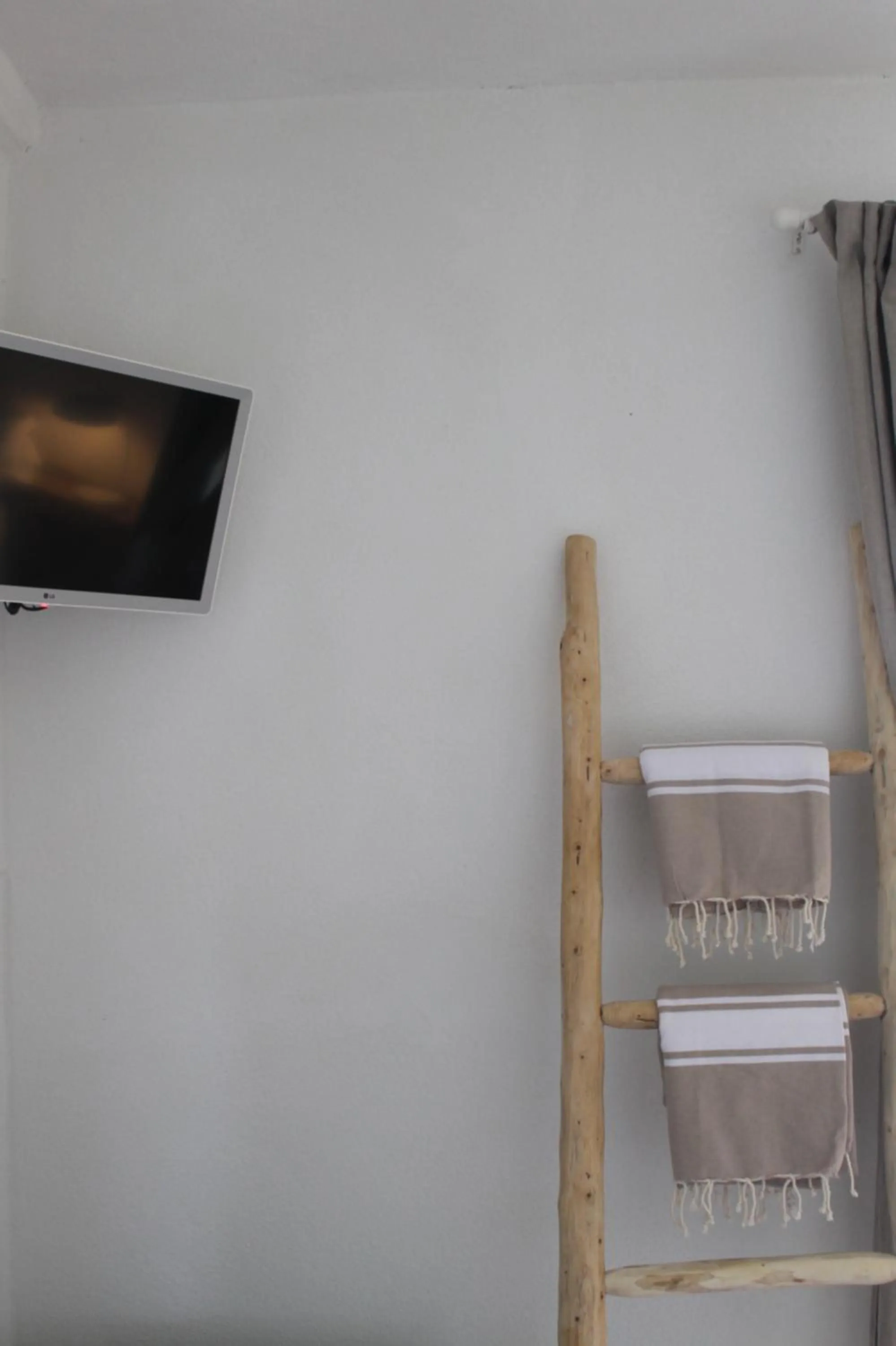 TV and multimedia in Clori Gaeta