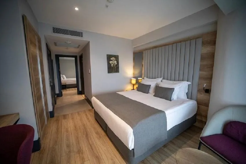 Bed in Seven For Life Thermal Hotel