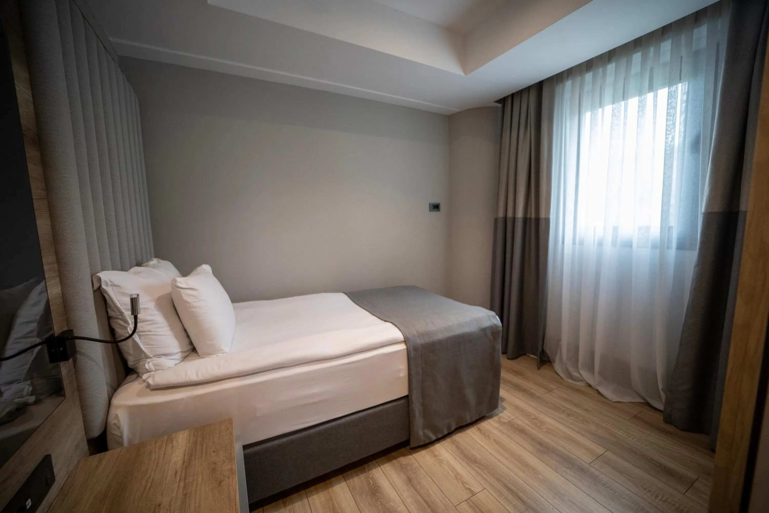 Bedroom, Bed in Seven For Life Thermal Hotel