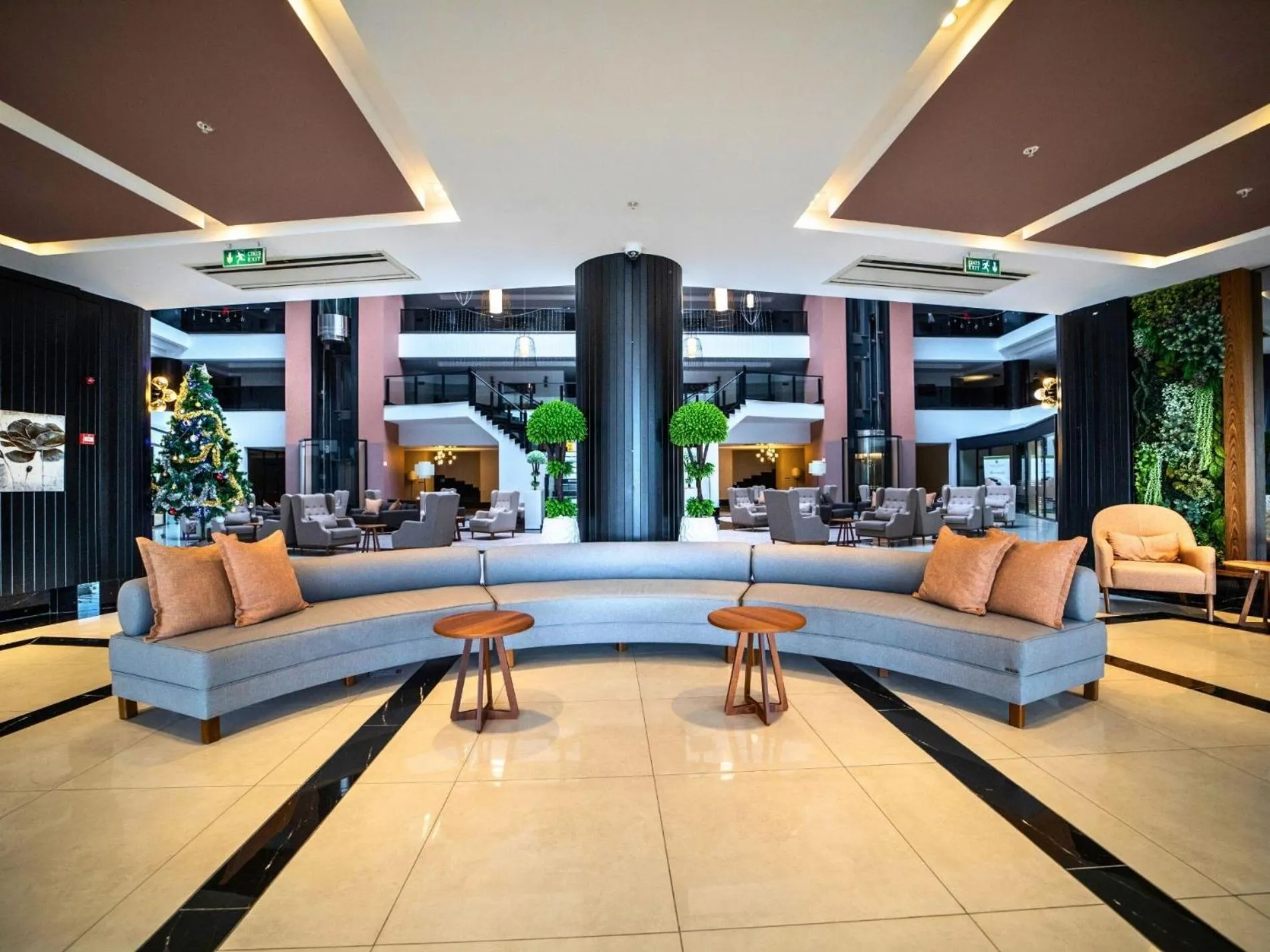 Seven For Life Thermal Hotel