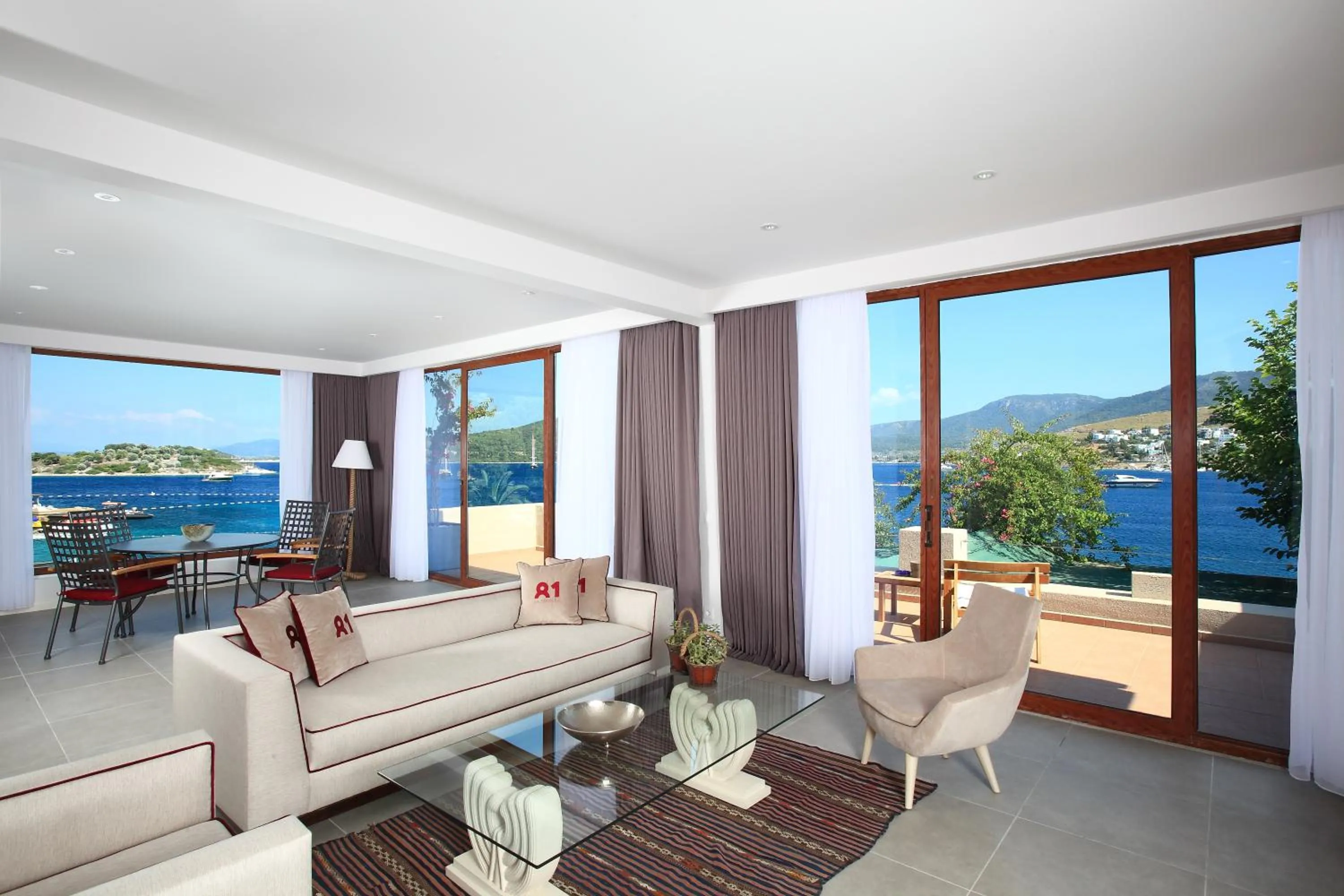 Living room in No81 Hotel