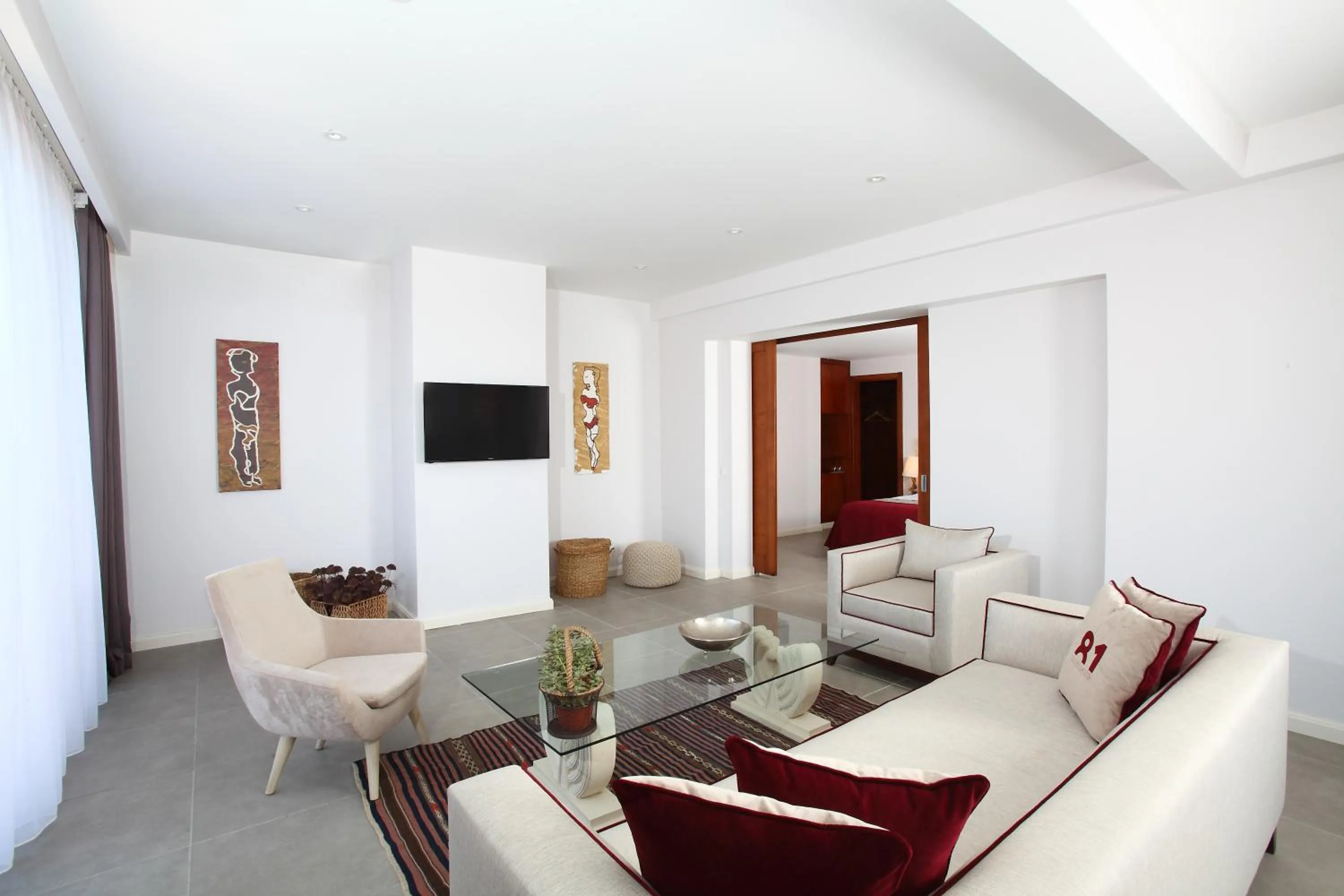 Living room in No81 Hotel