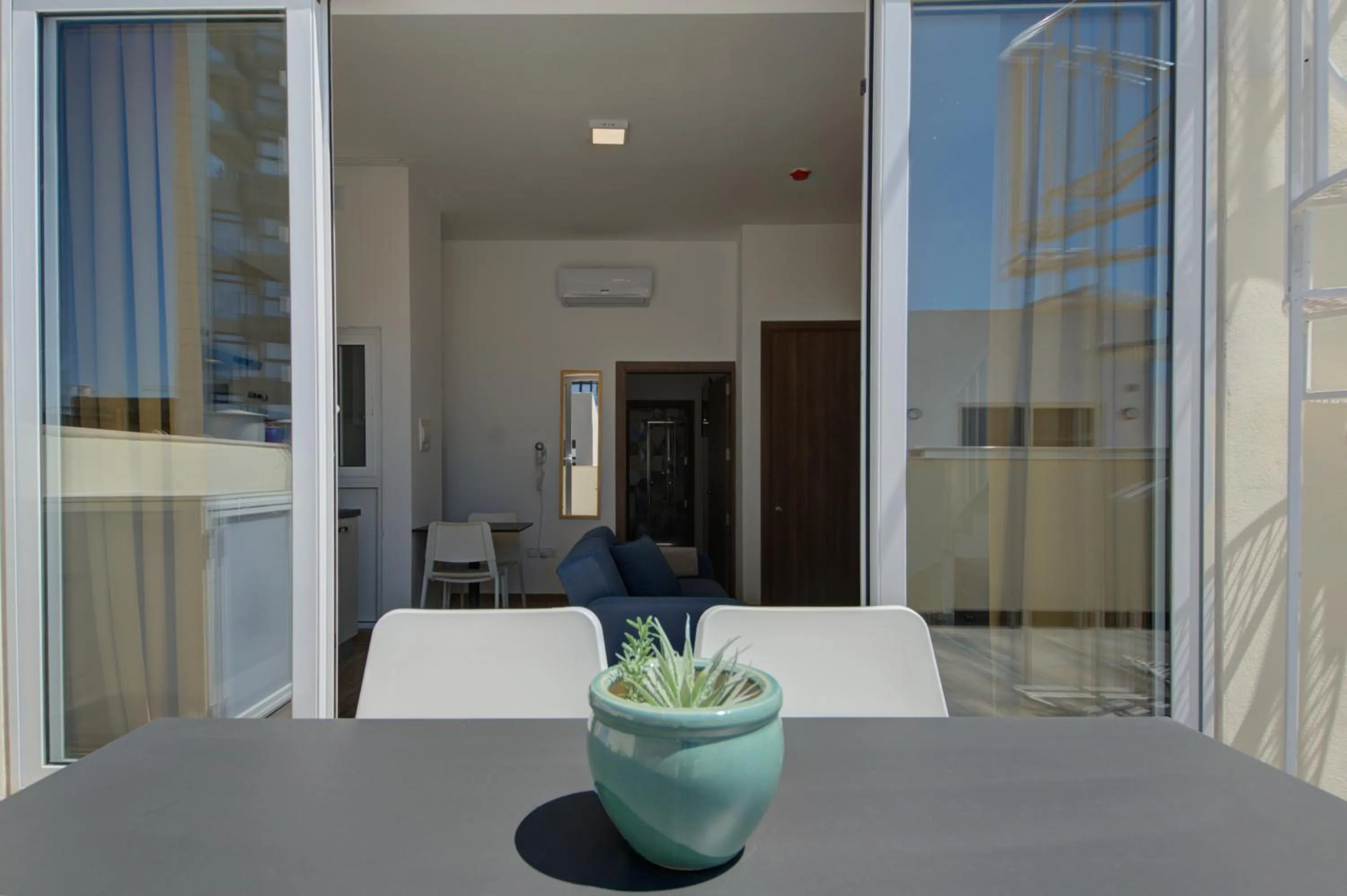 Balcony/Terrace in Marina Suites & apartments - Self catering - by Tritoni hotels
