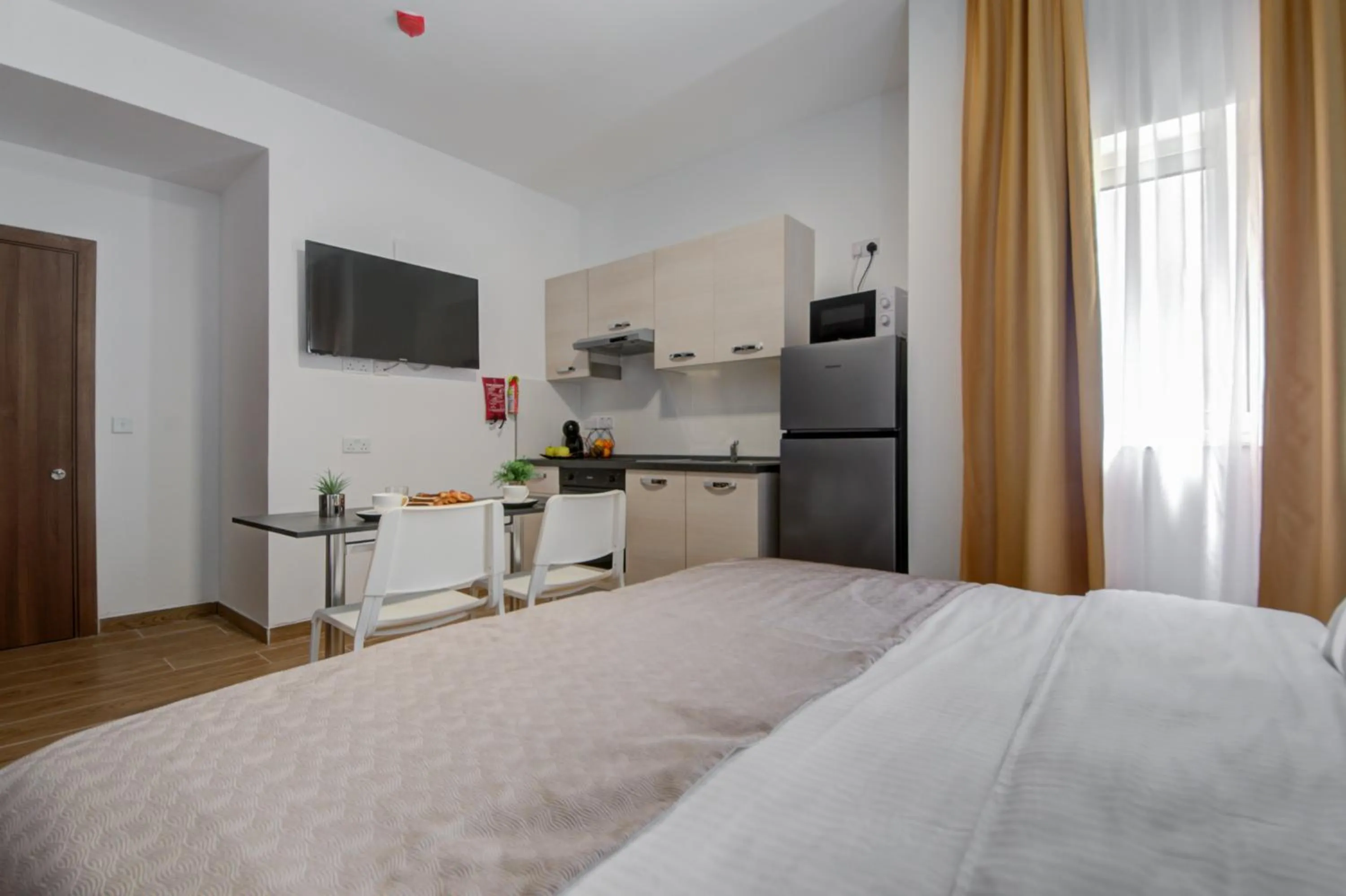 Bed in Marina Suites & apartments - Self catering - by Tritoni hotels