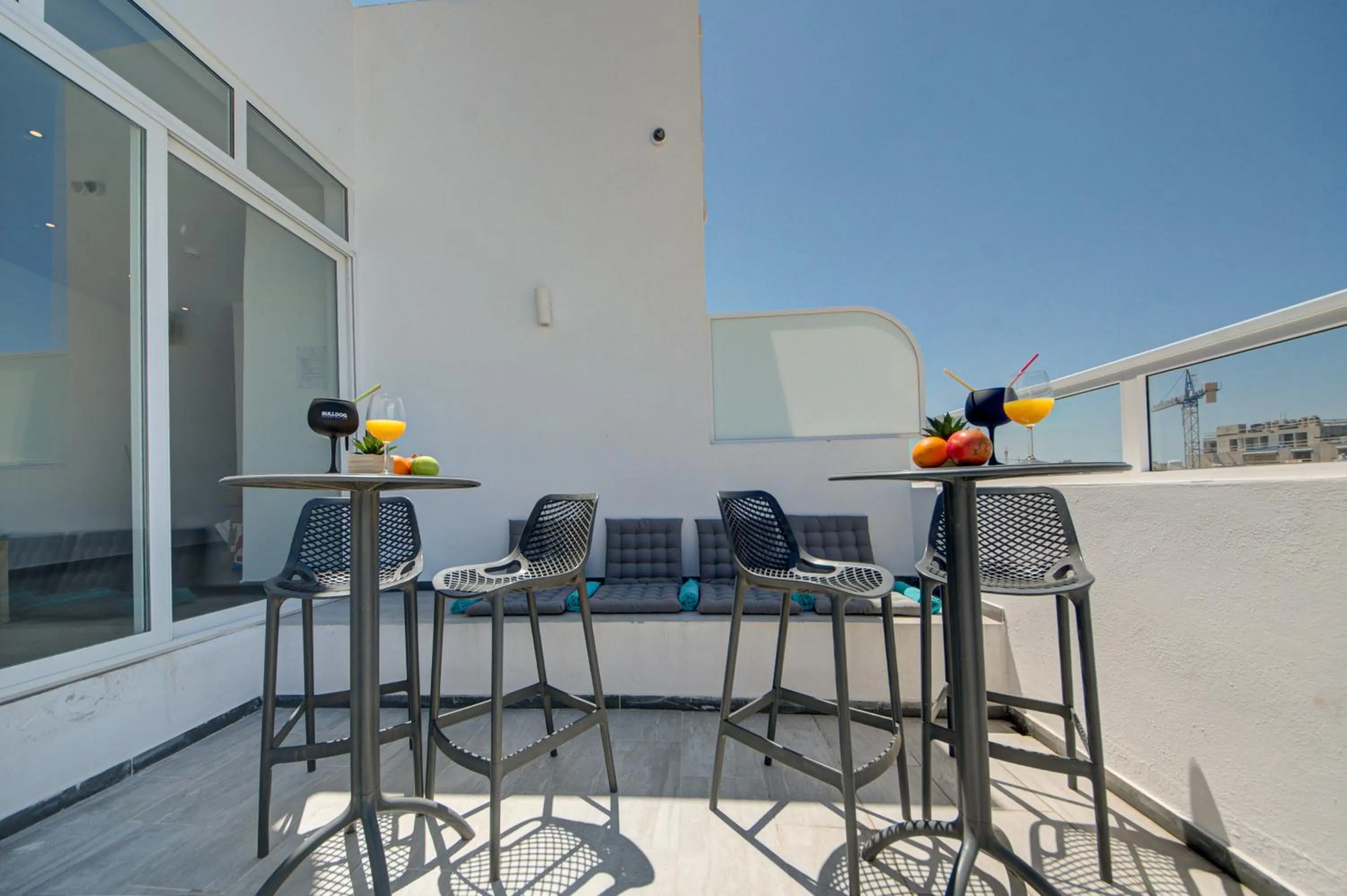 Patio in Marina Suites & apartments - Self catering - by Tritoni hotels
