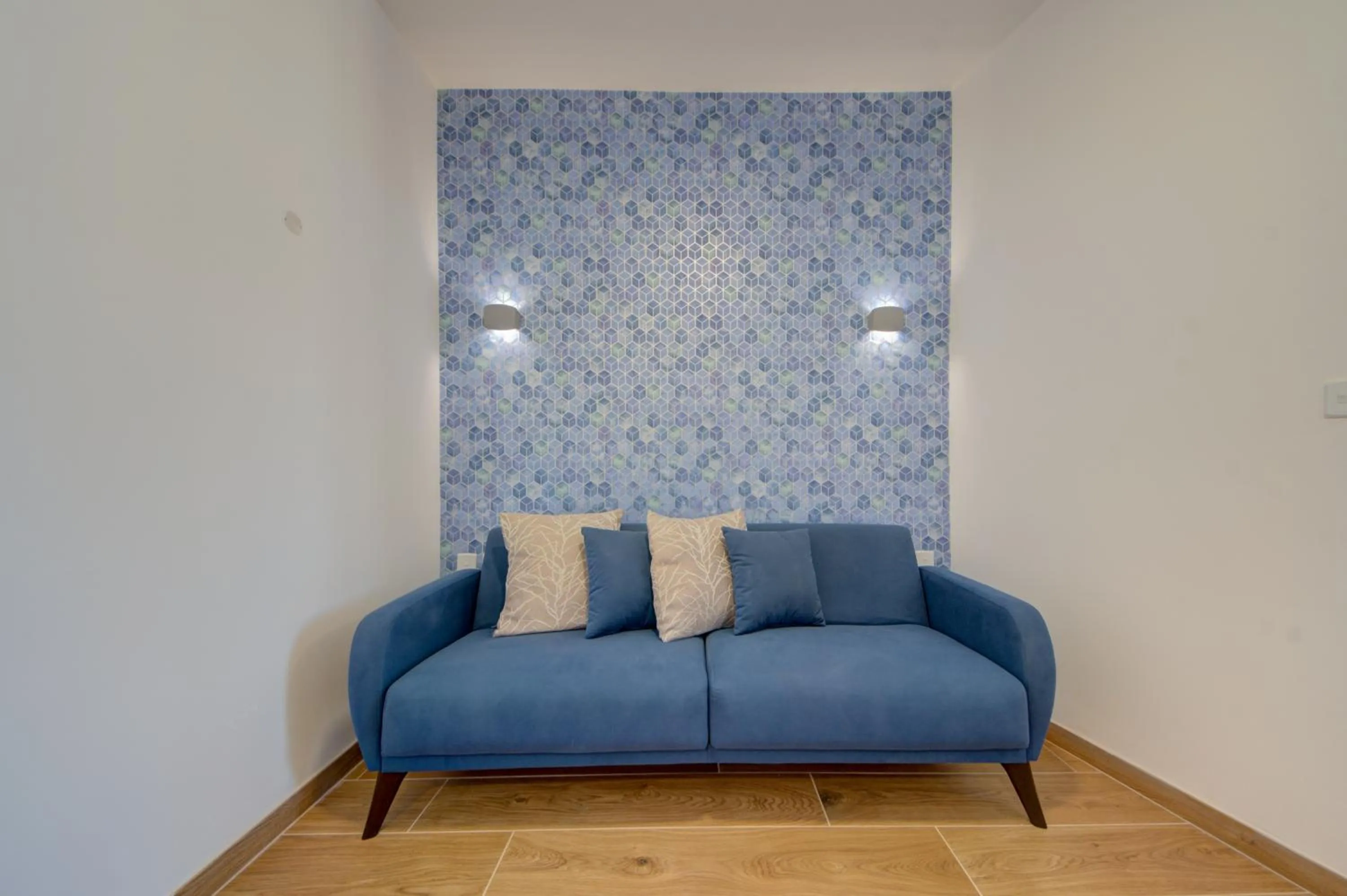 Seating area in Marina Suites & apartments - Self catering - by Tritoni hotels