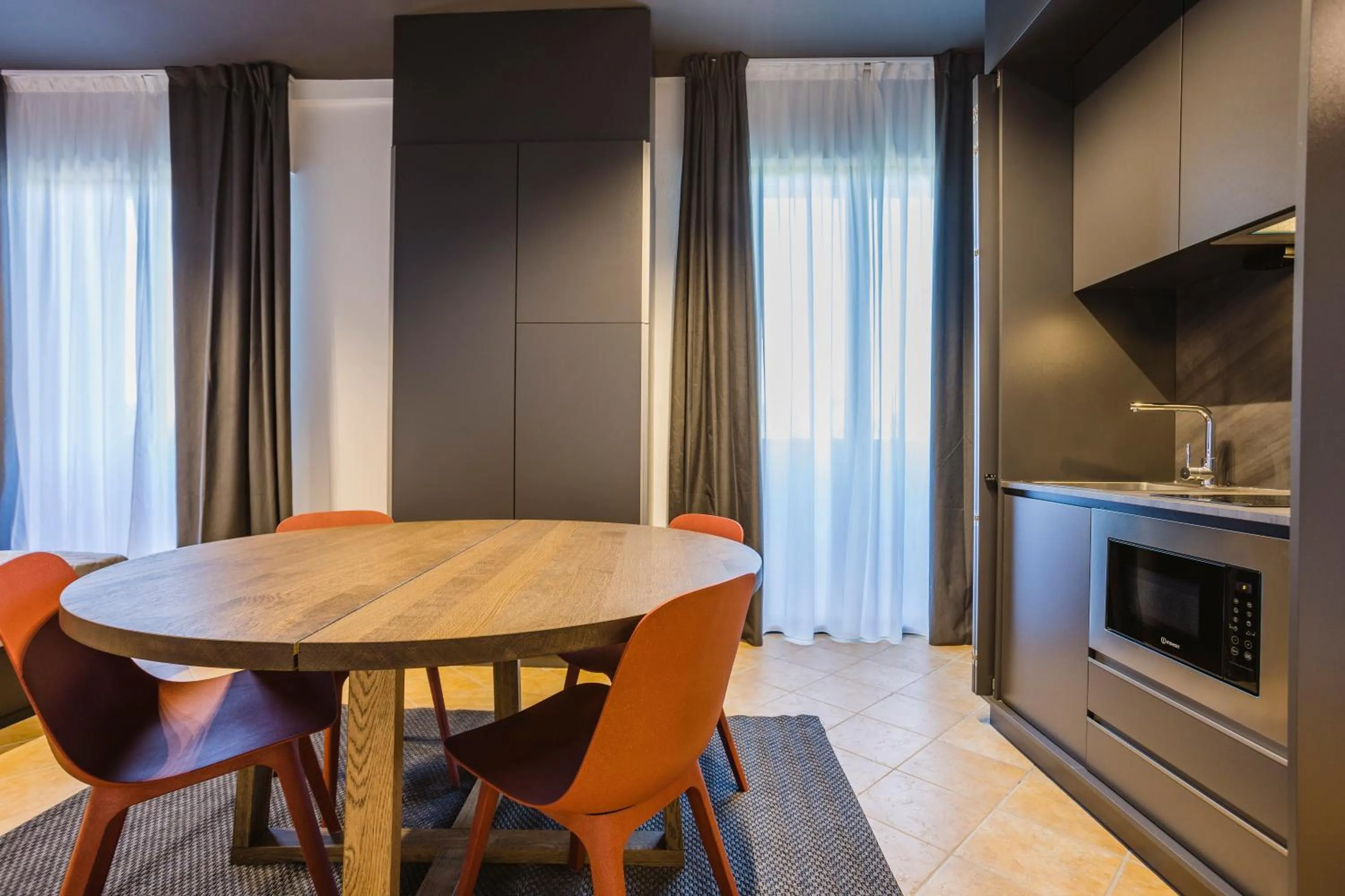 Kitchen or kitchenette in Residence 9 Line