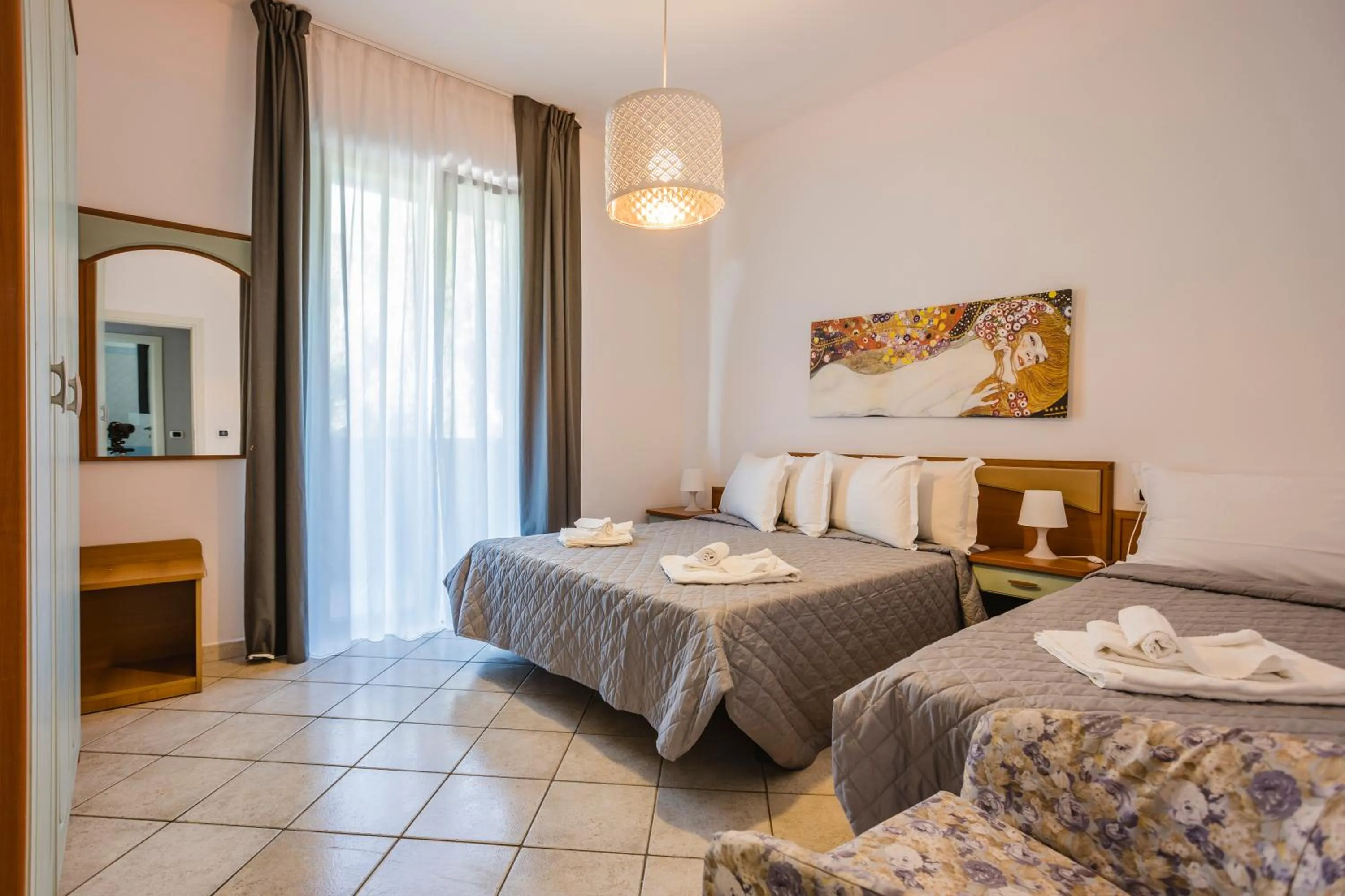 Bed in Residence 9 Line