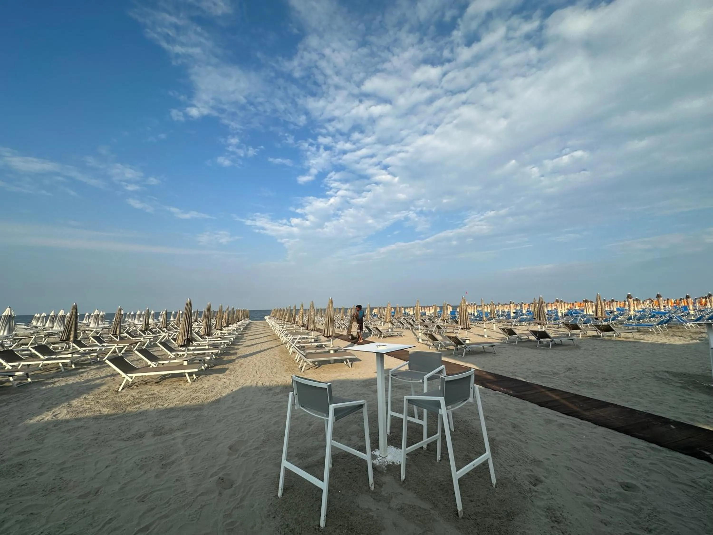 Beach in Residence 9 Line