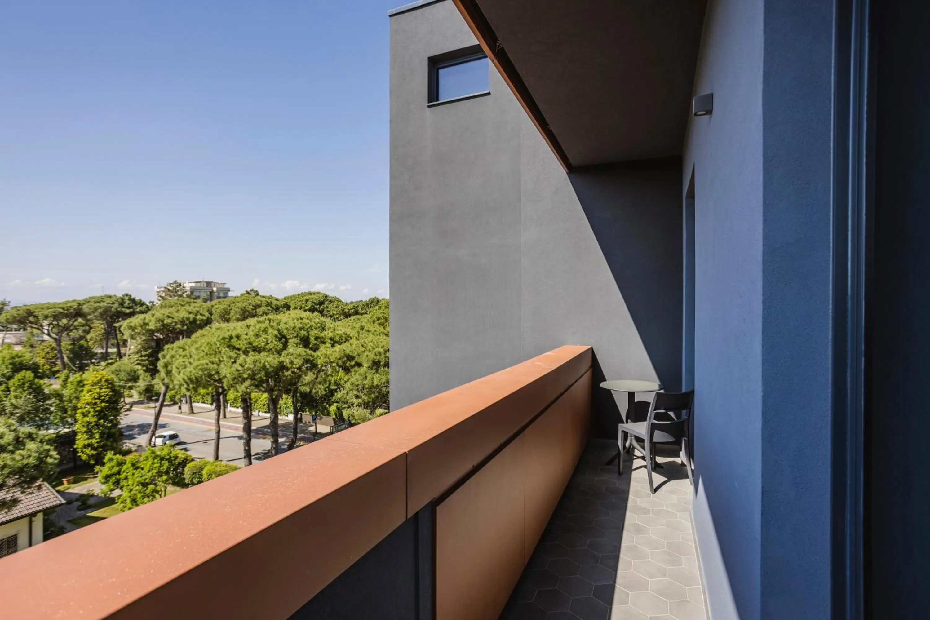 Property building in Residence 9 Line