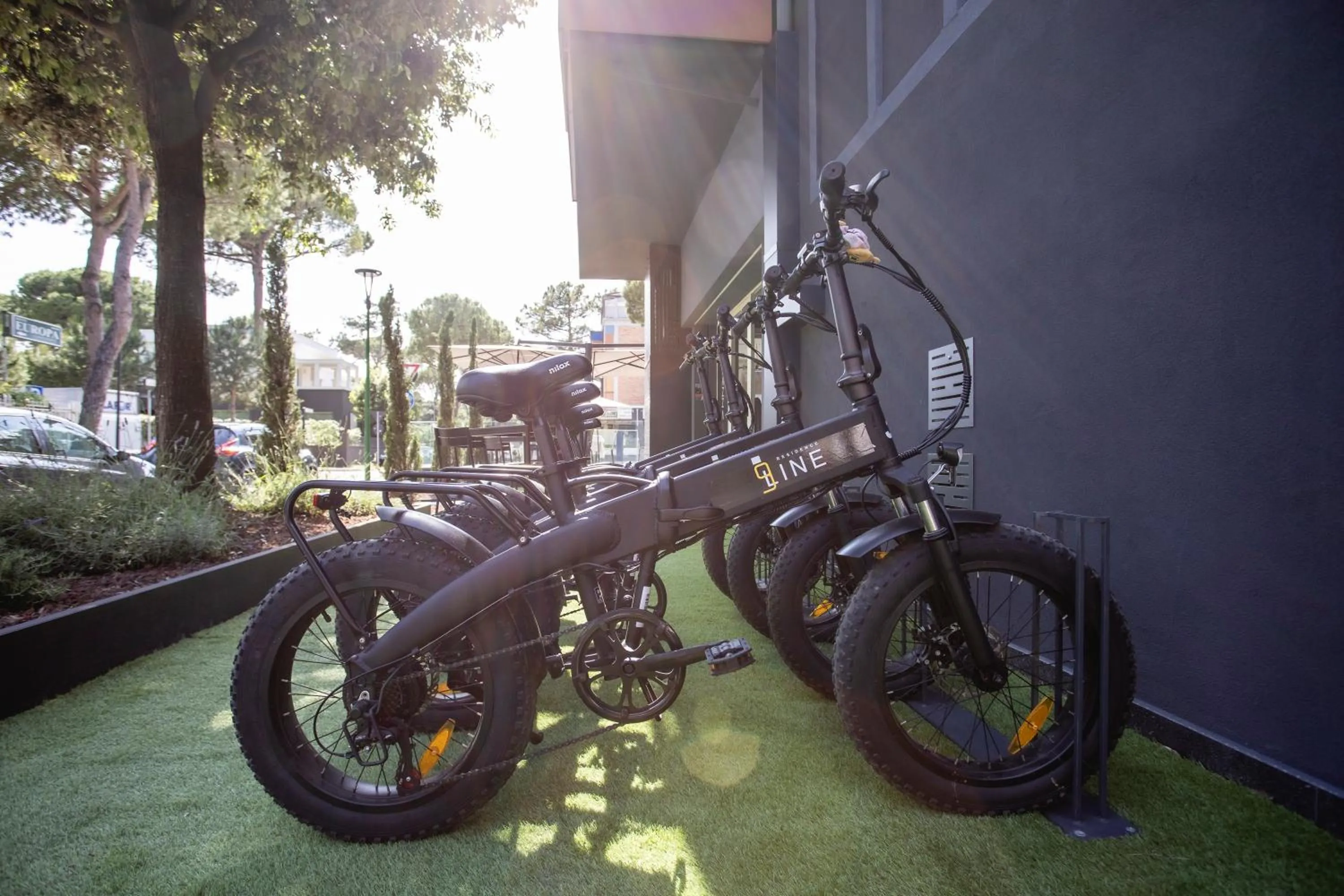 Cycling in Residence 9 Line