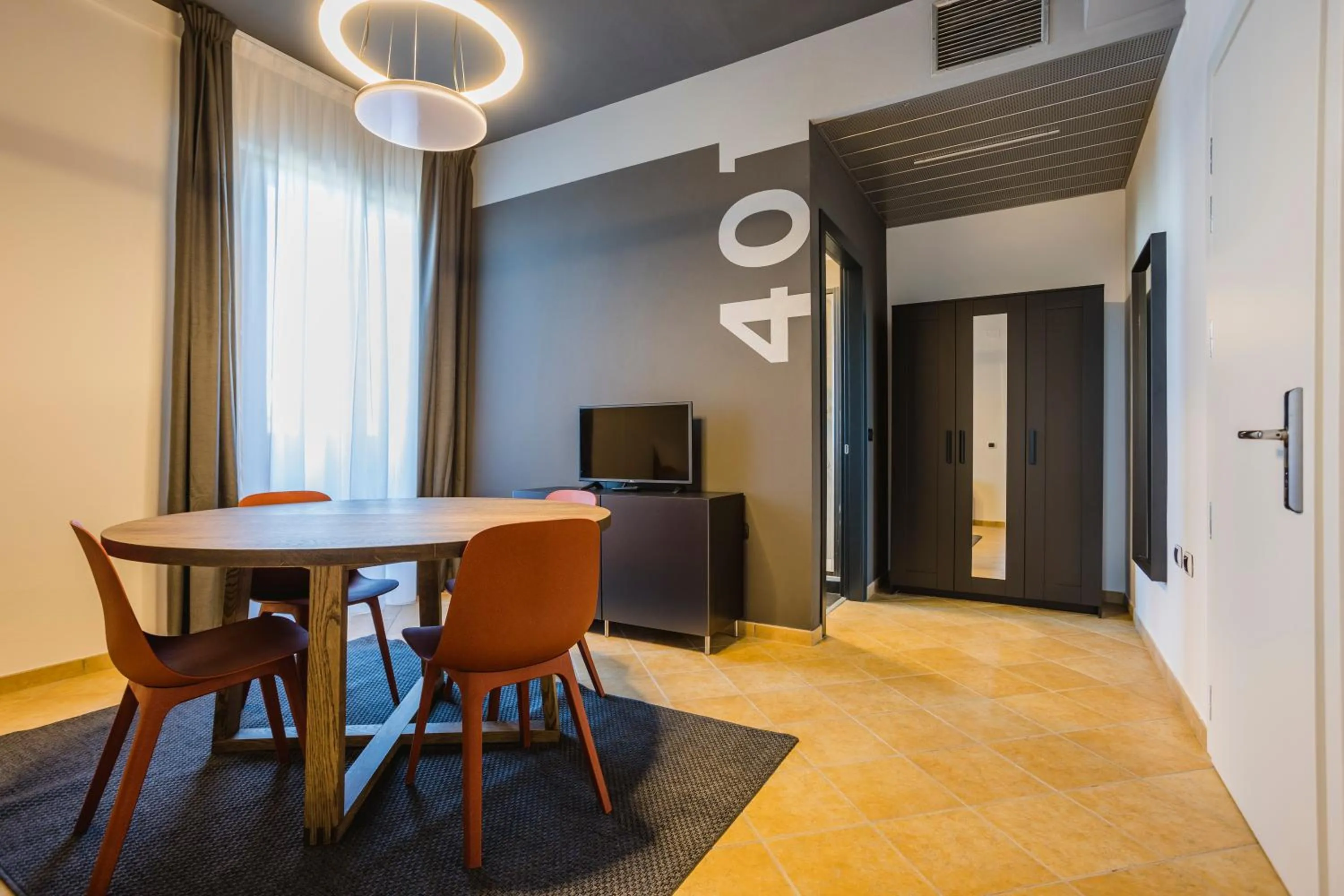 TV and multimedia in Residence 9 Line