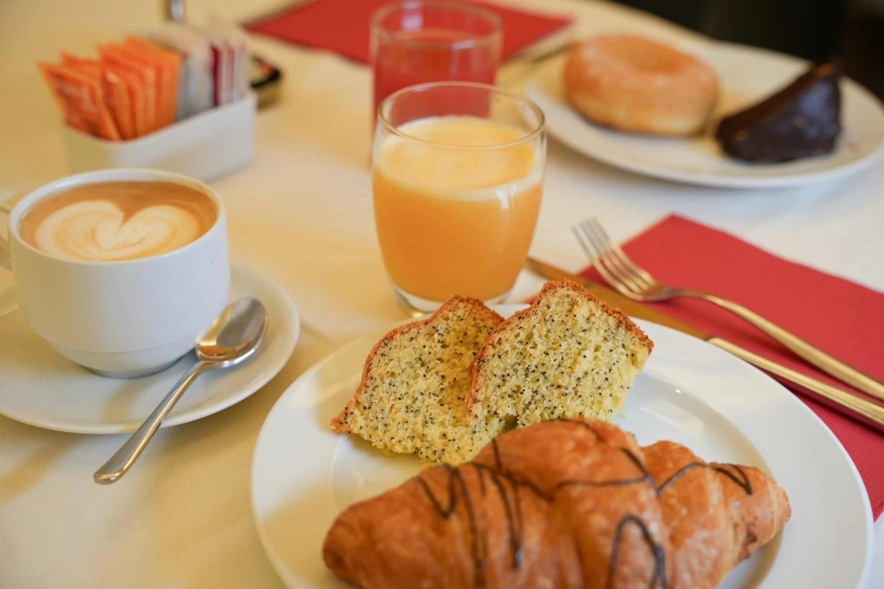 Food and drinks in Hotel Europa