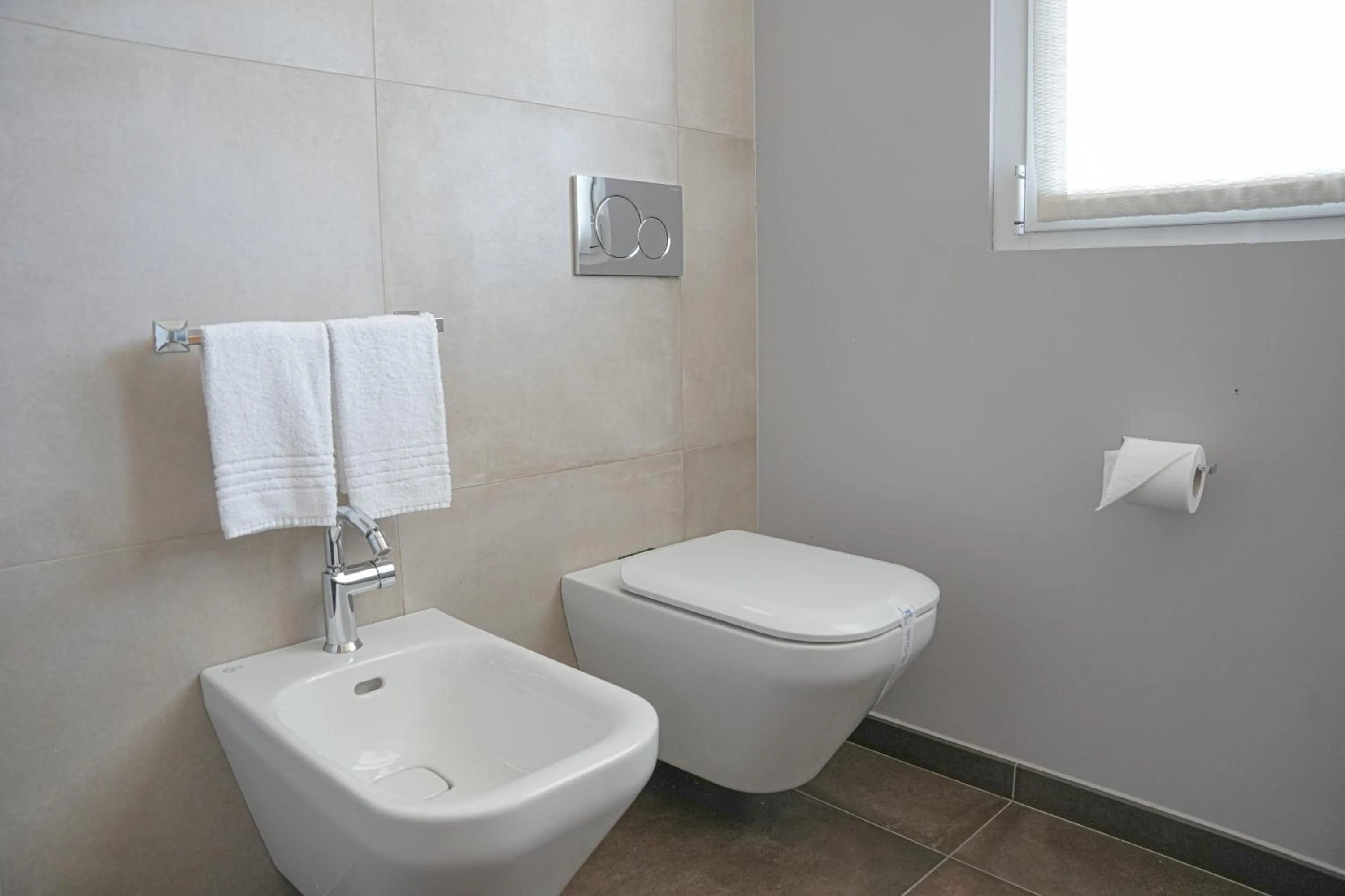 Toilet in Hotel Europa