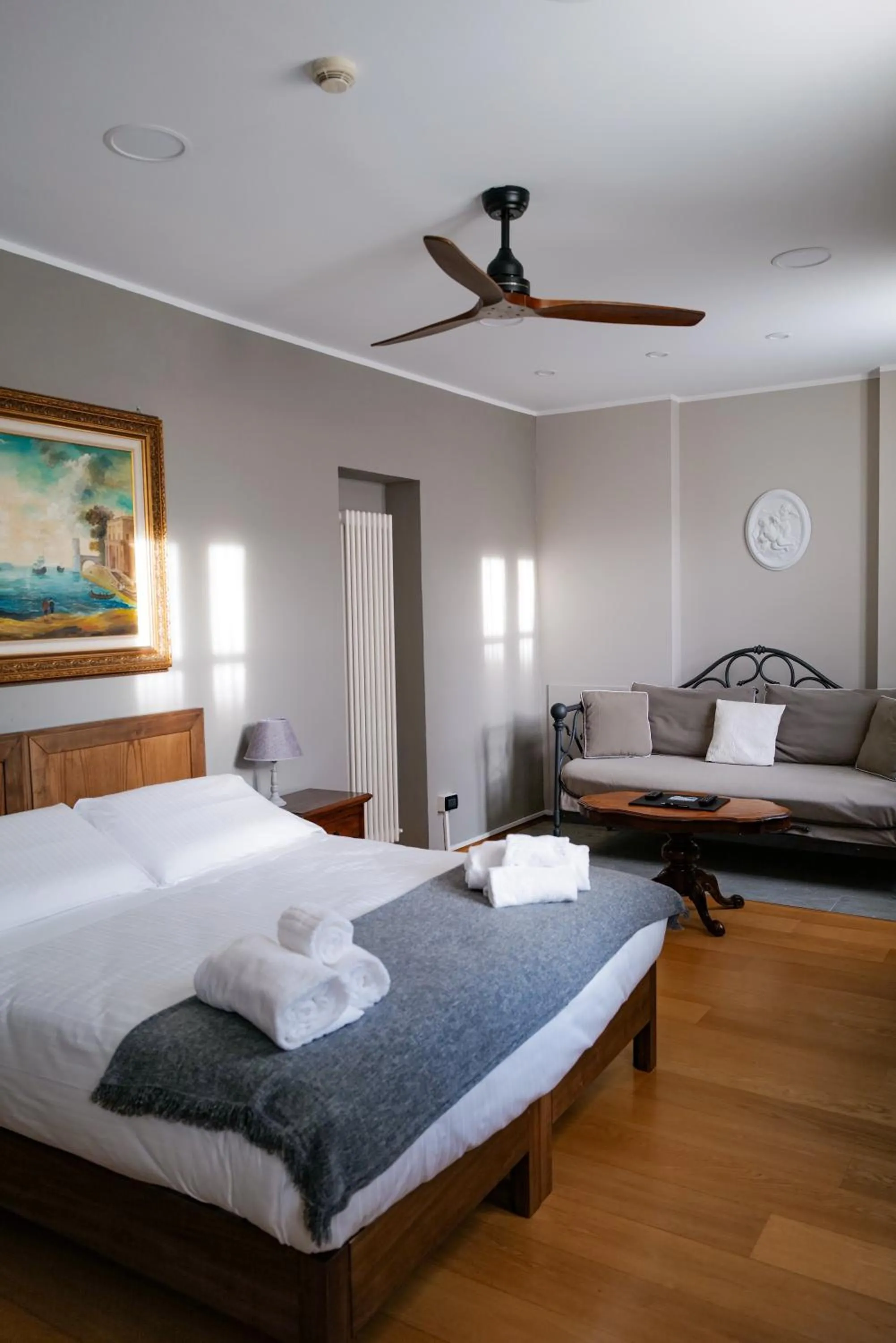 Bedroom, Bed in Convento Boutique Hotel