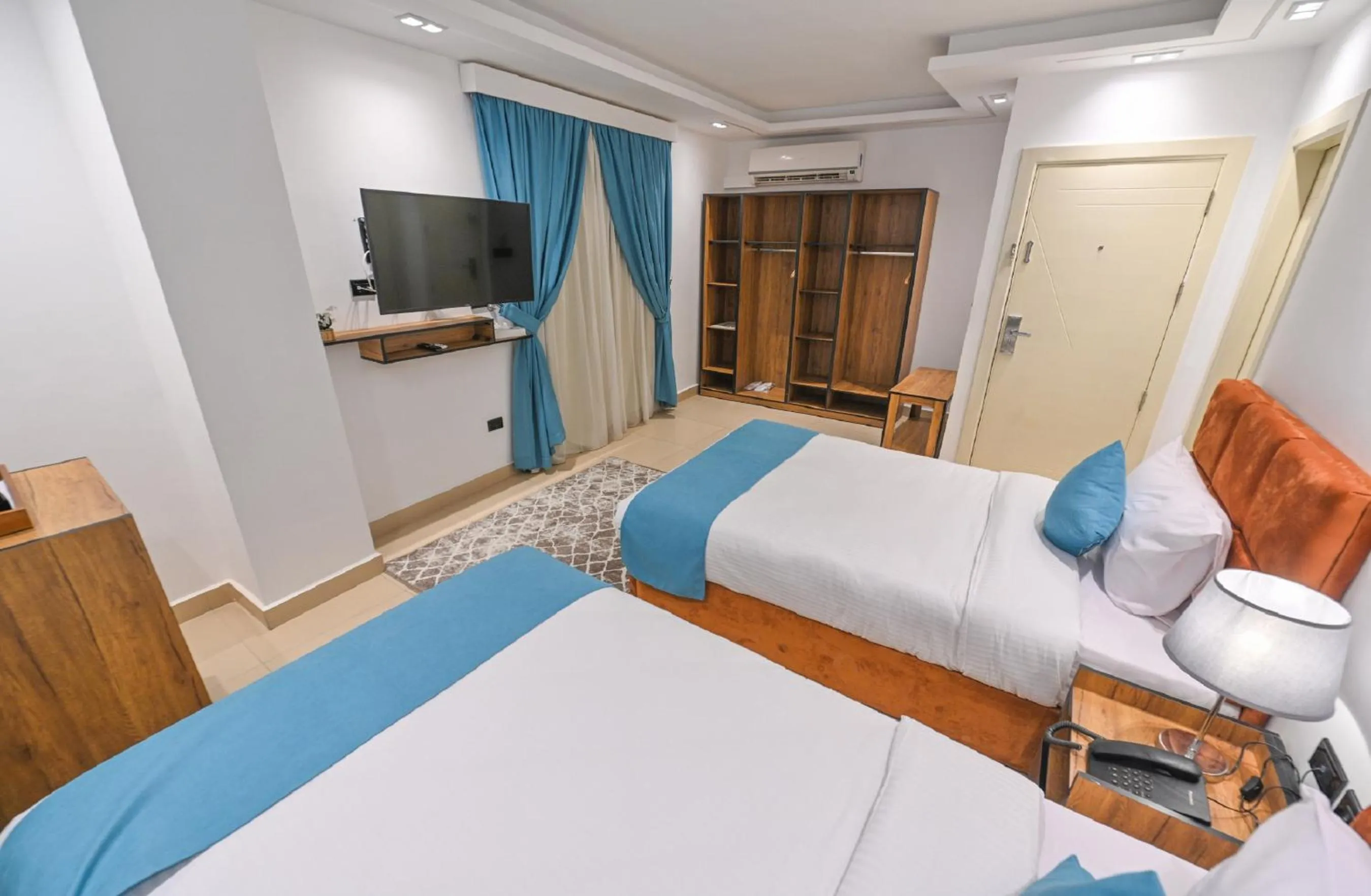 Bed in Pyramids Gem Plaza Hotel