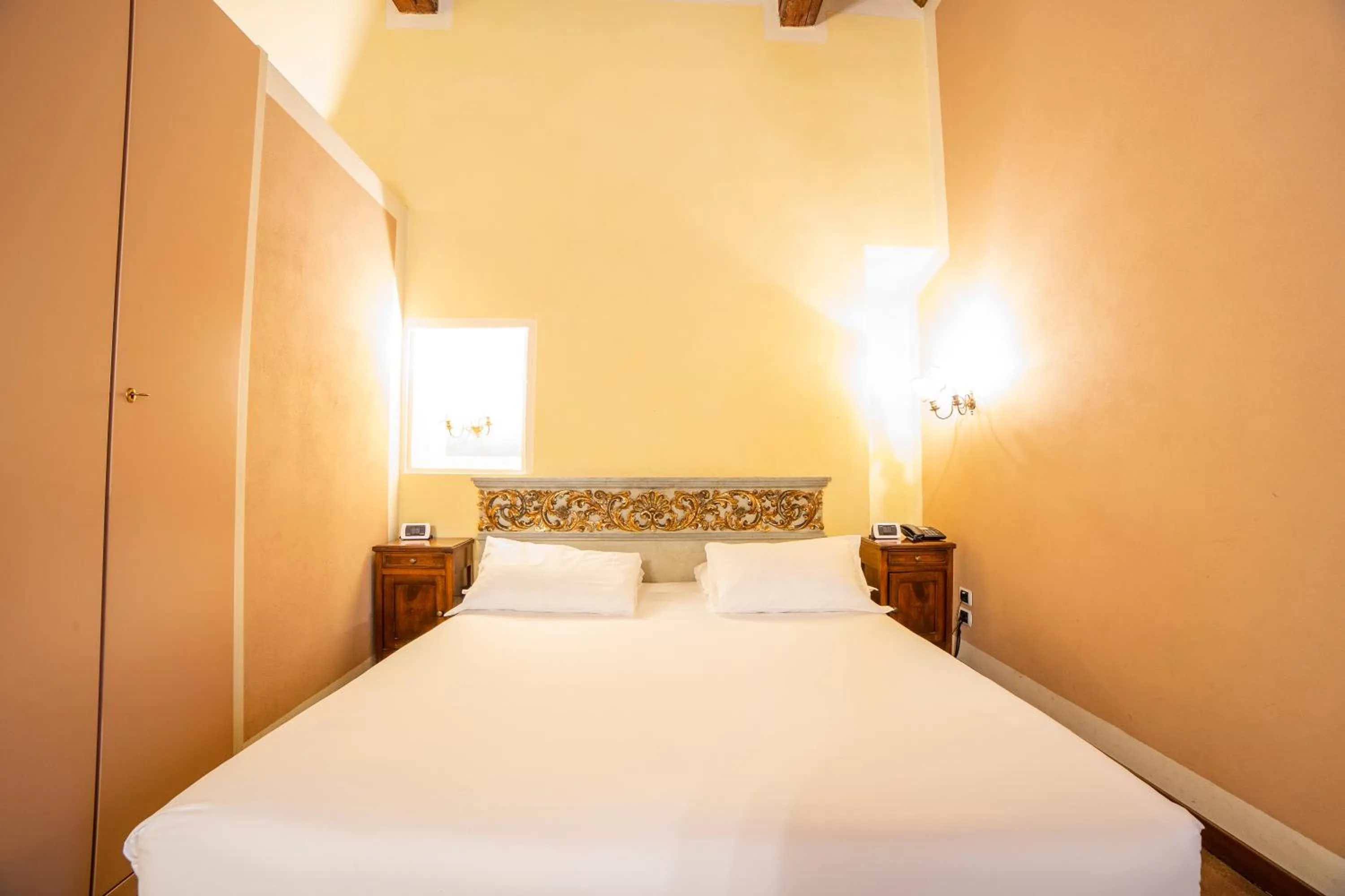 Bed in B&B Galileo 2000