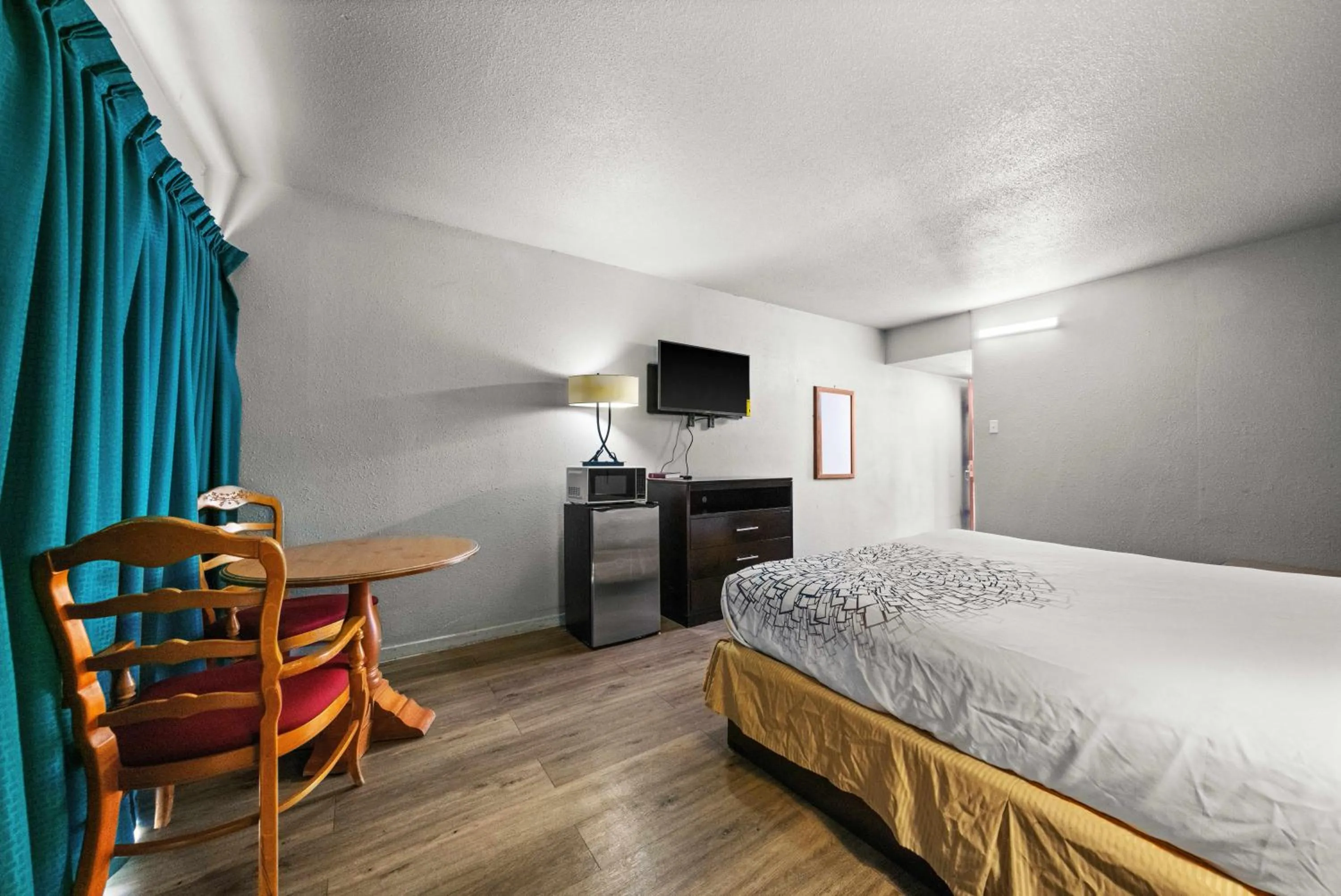 Executive Inn