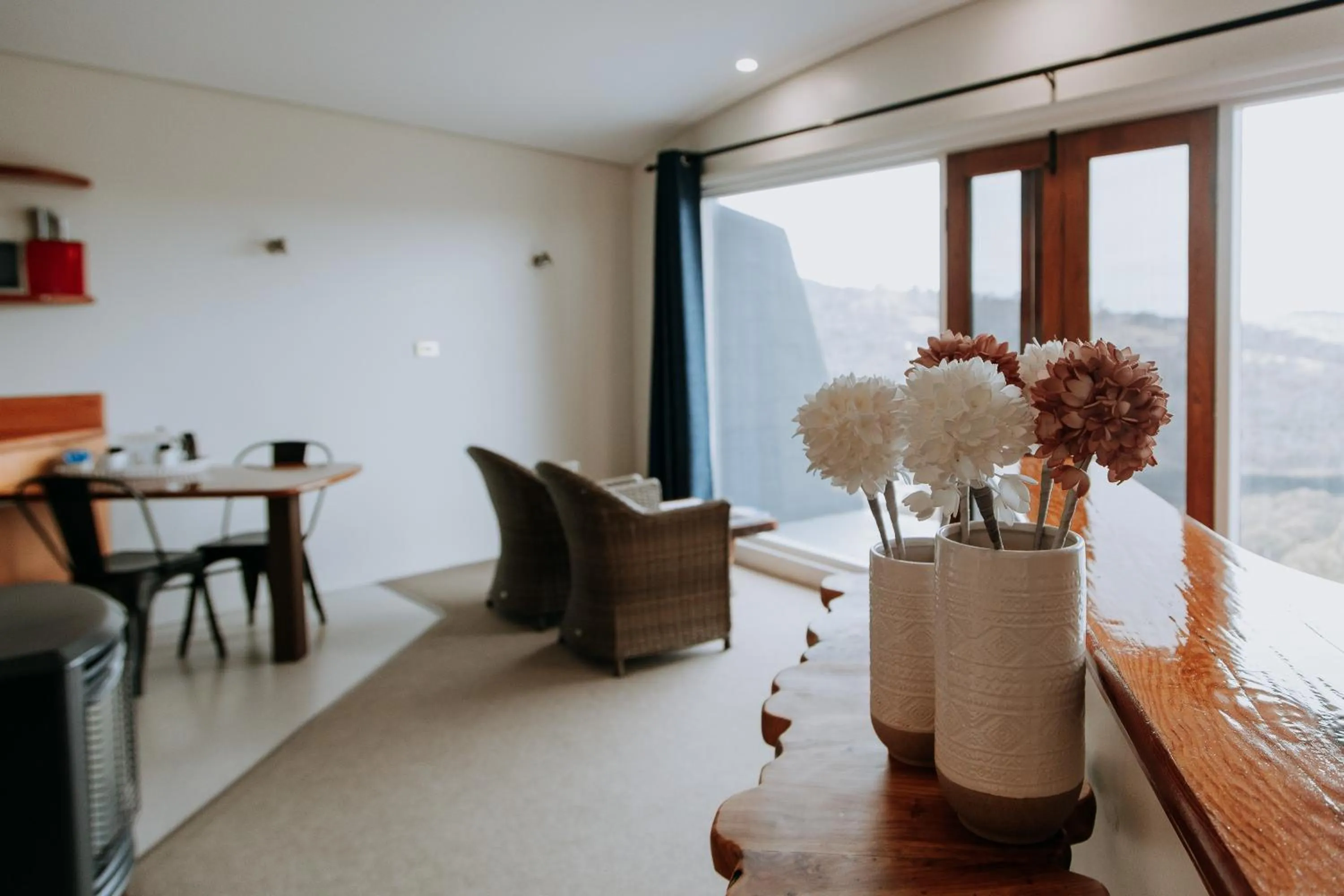 Living room in Eagle View Escape