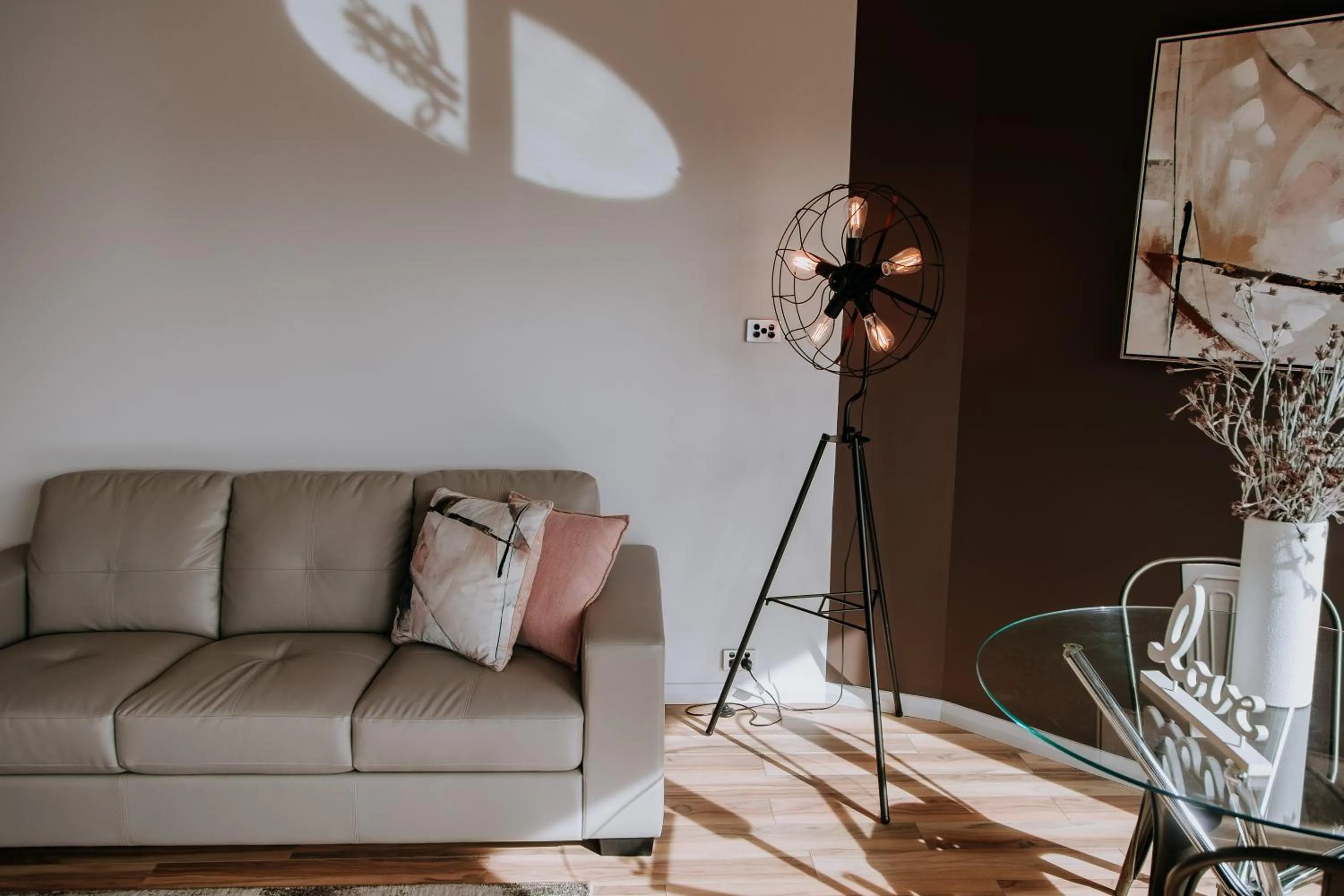 Seating area in Eagle View Escape